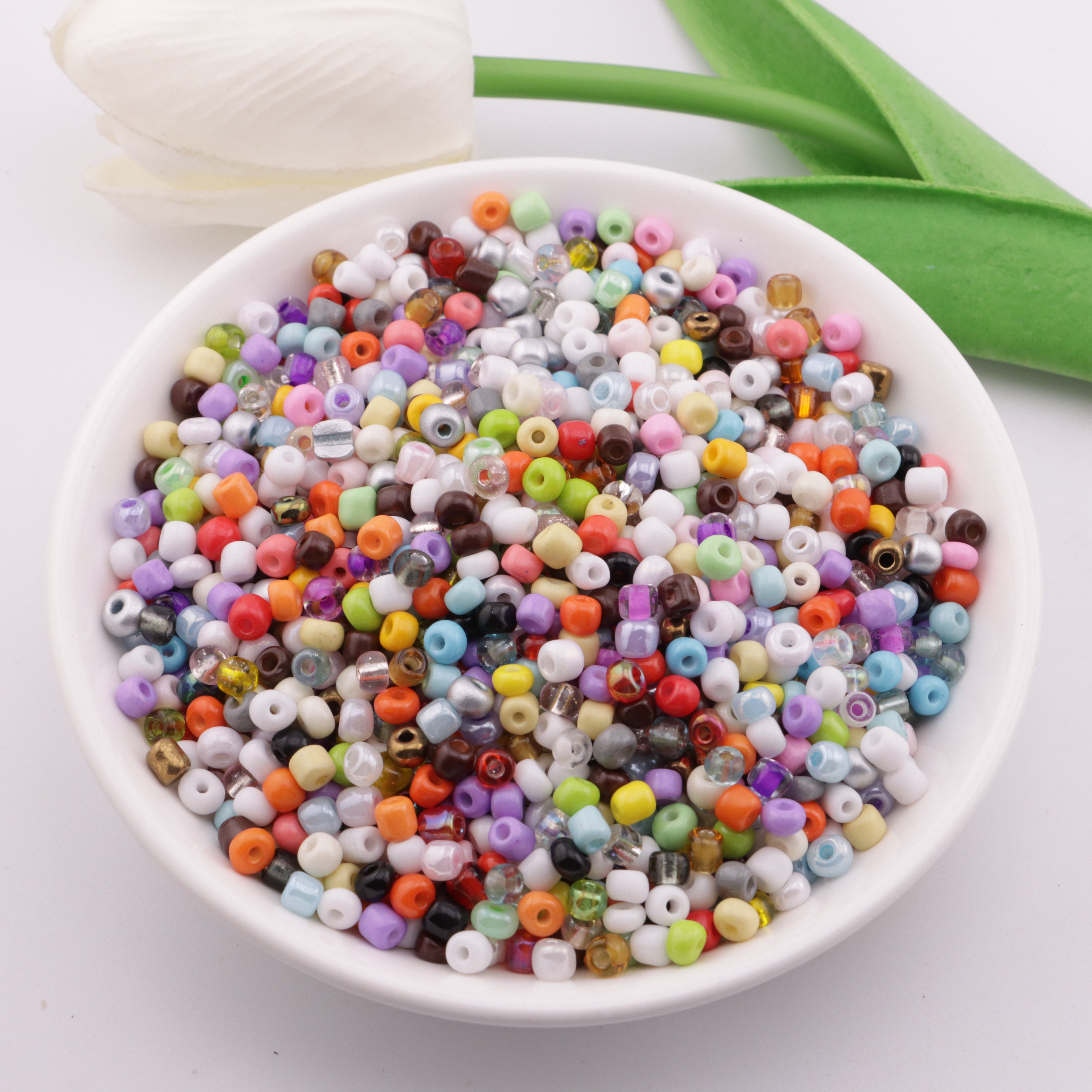 FS3054- 4mm Glass Rice Beads
