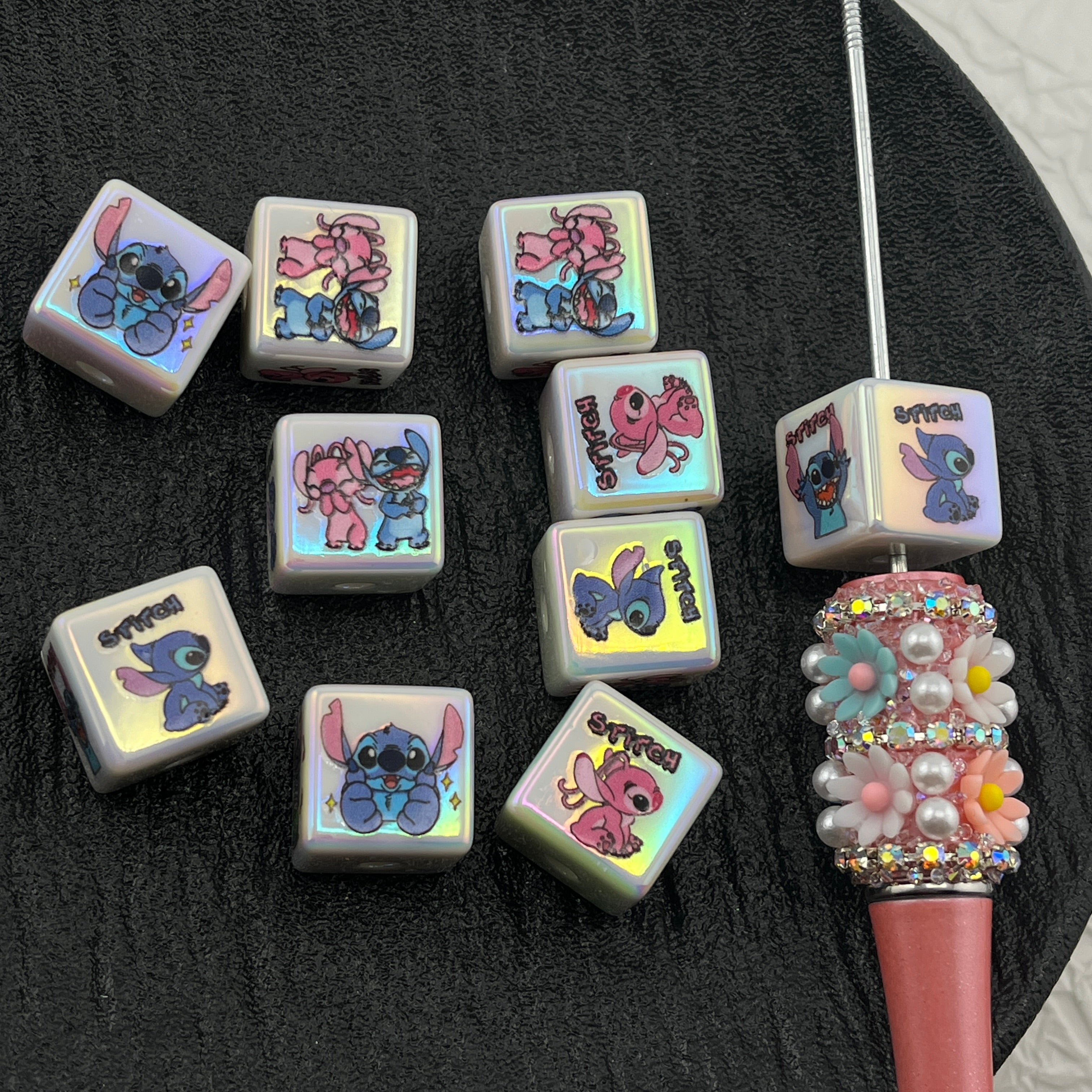 FS2556-16MM Stitch and Girlfriend Cube Acrylic Beads