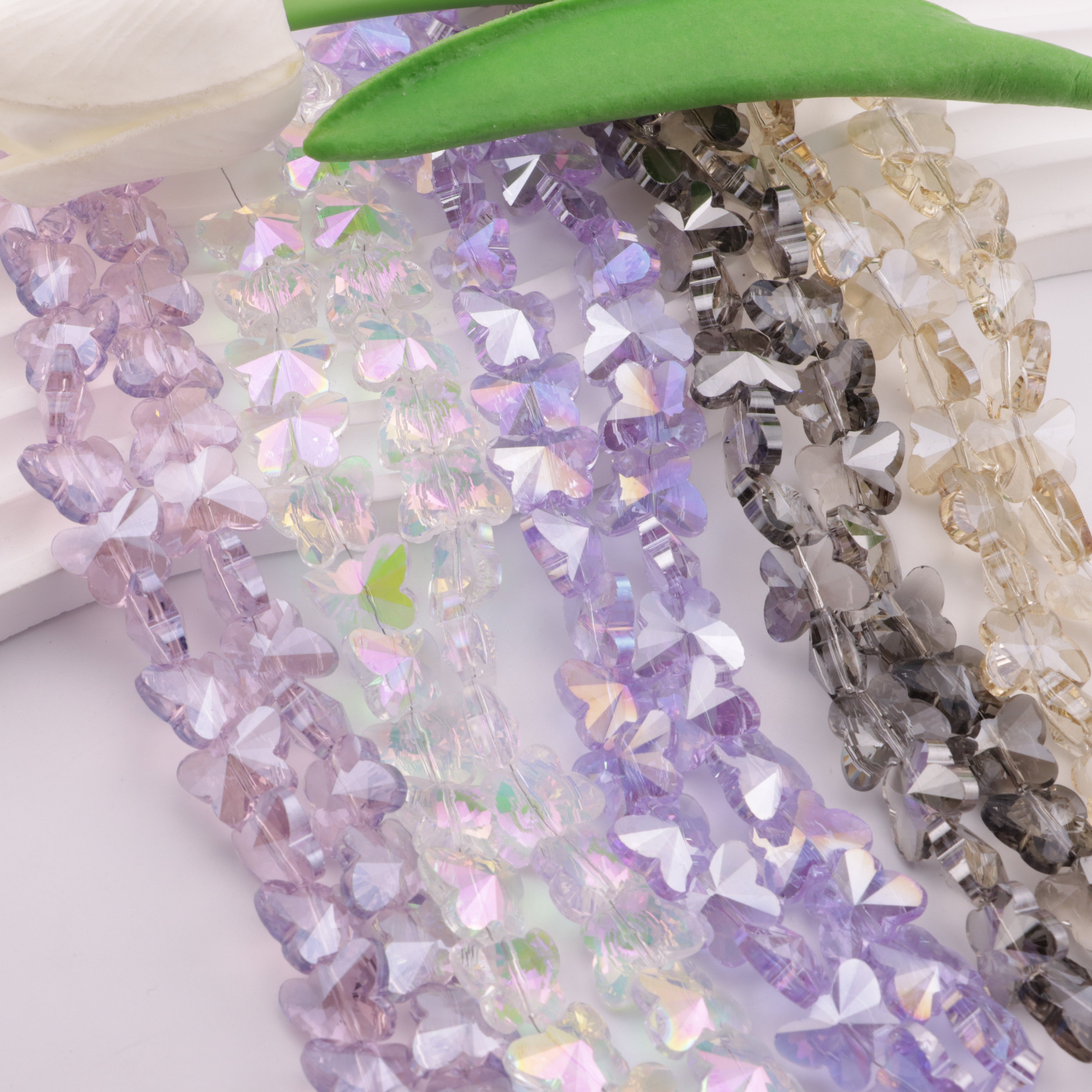 FS4579- 12*15mm 59-60 PCS/Strand Butterfly Glass Beads, Common-Color Butterfly Glass Beads