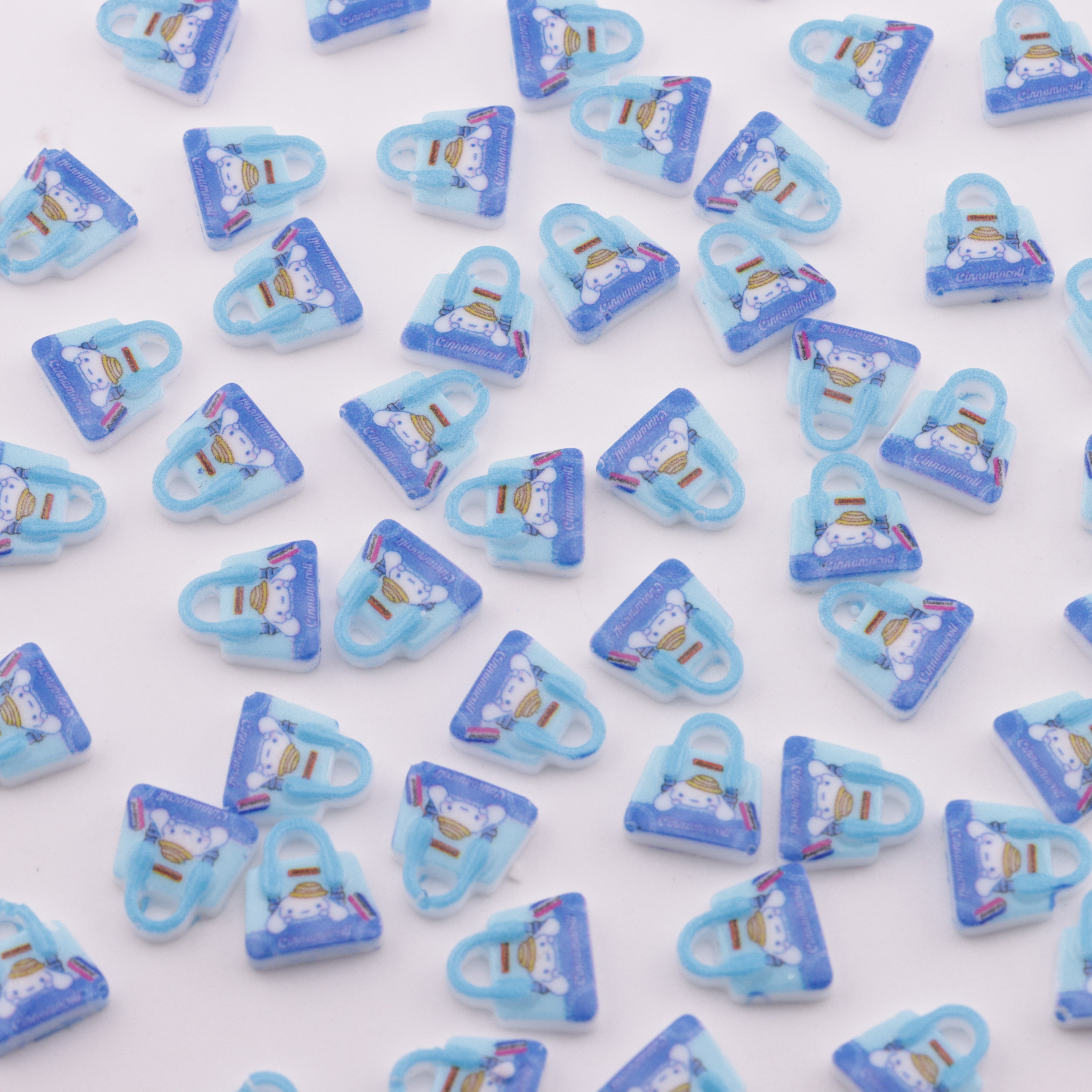 FS5352- Pochacco Bag Resin Patches