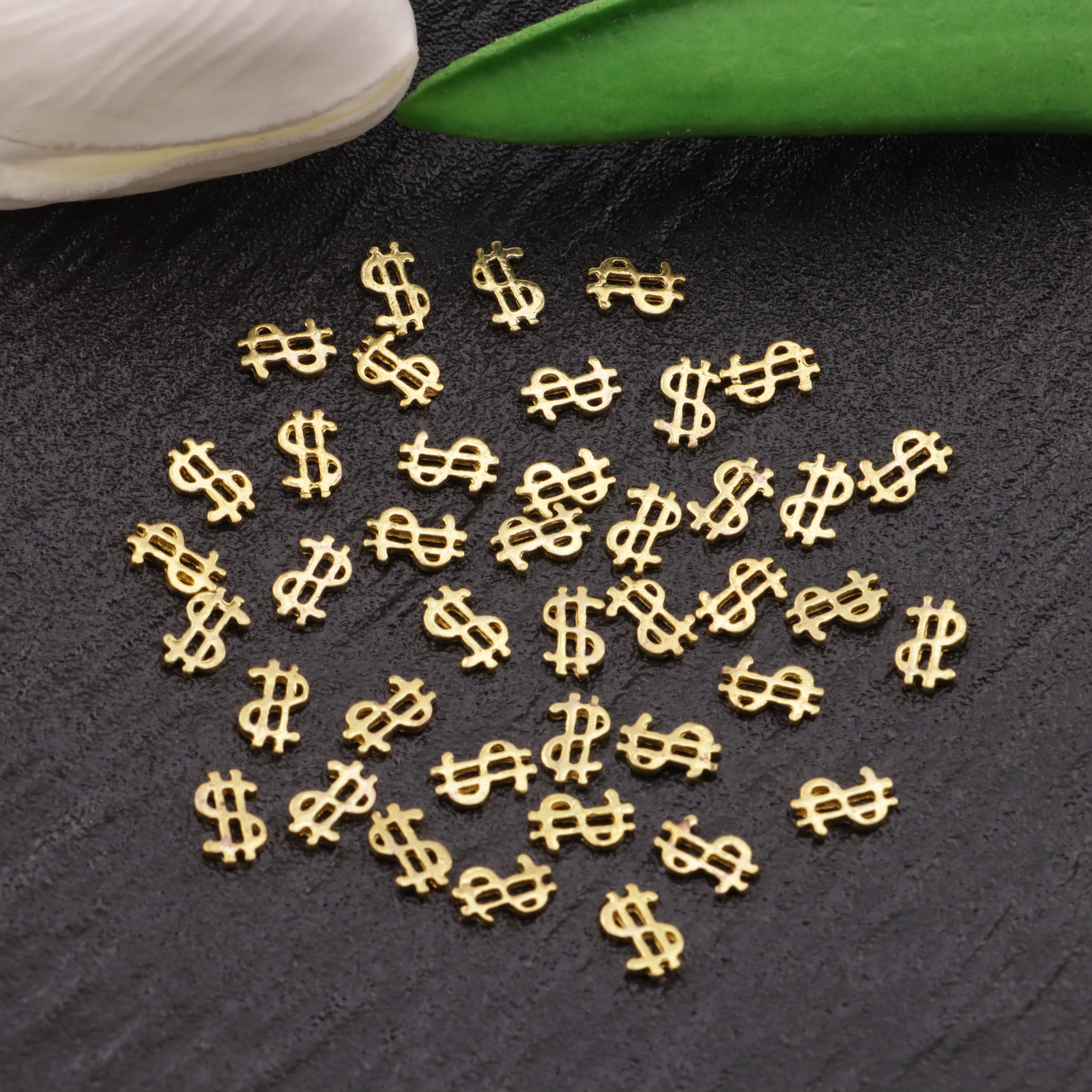 FS4814- 6mm $ Symbol Alloy Nail Stickers