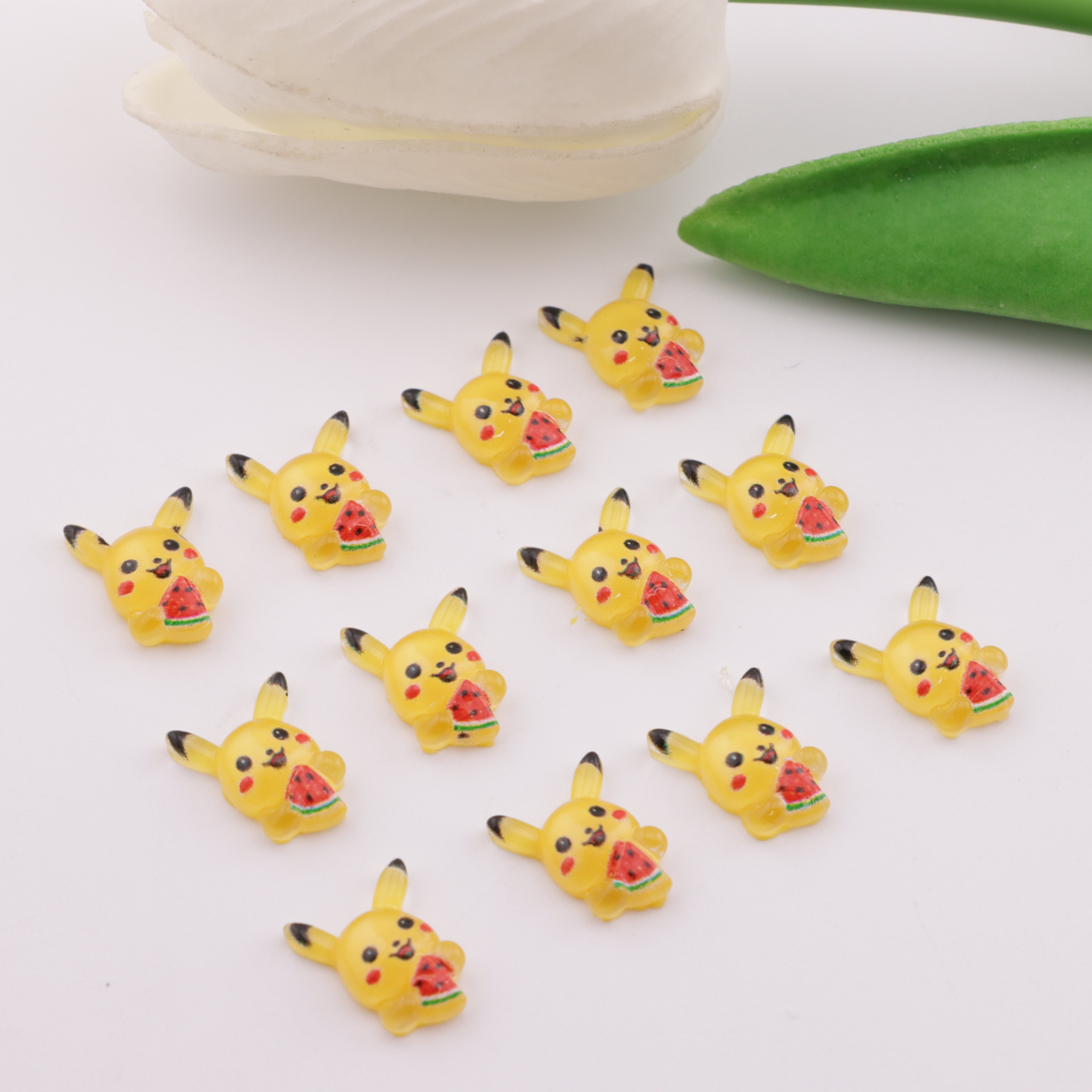 FS5665- Pikachu Resin Patches