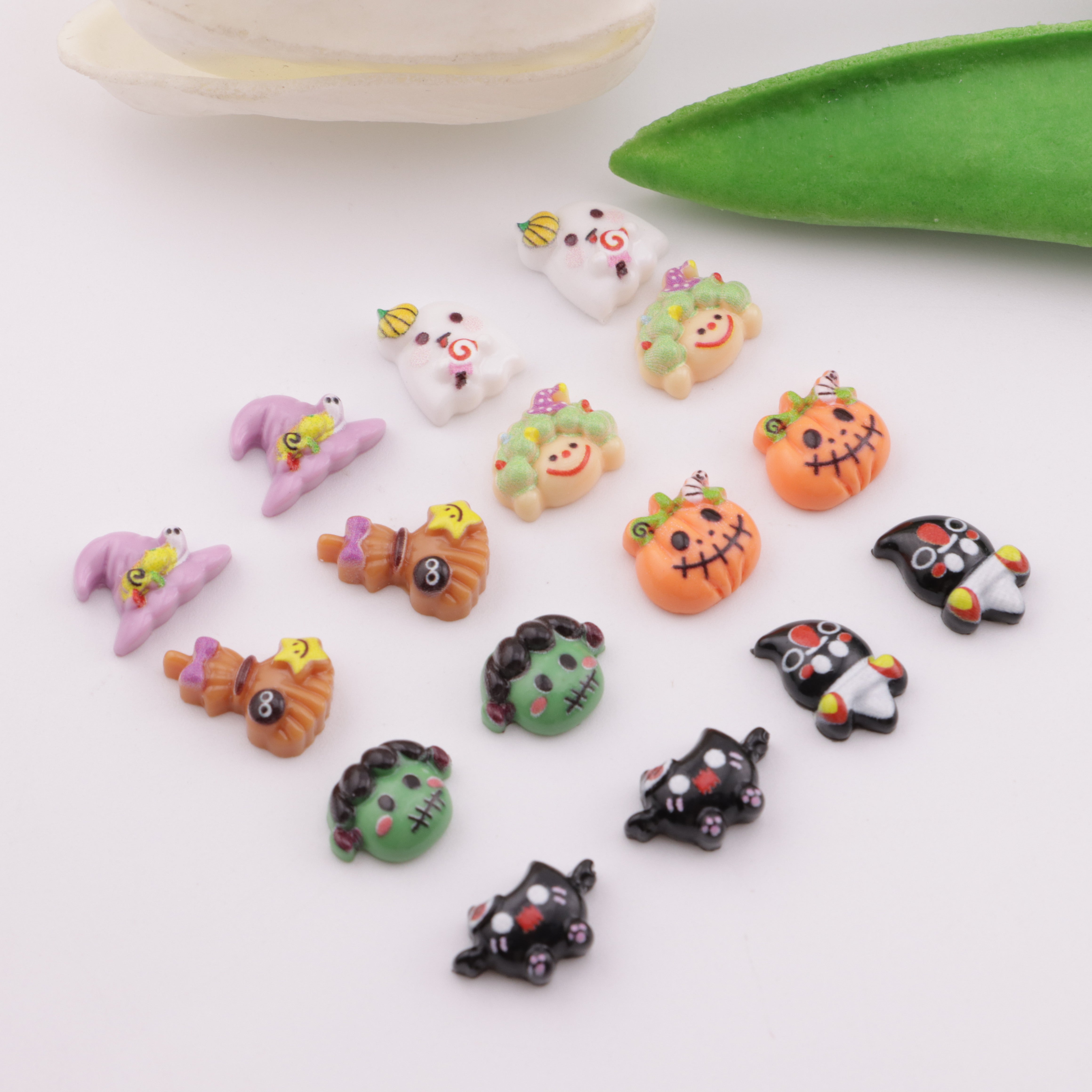 FS5351- Halloween Series Resin Patches