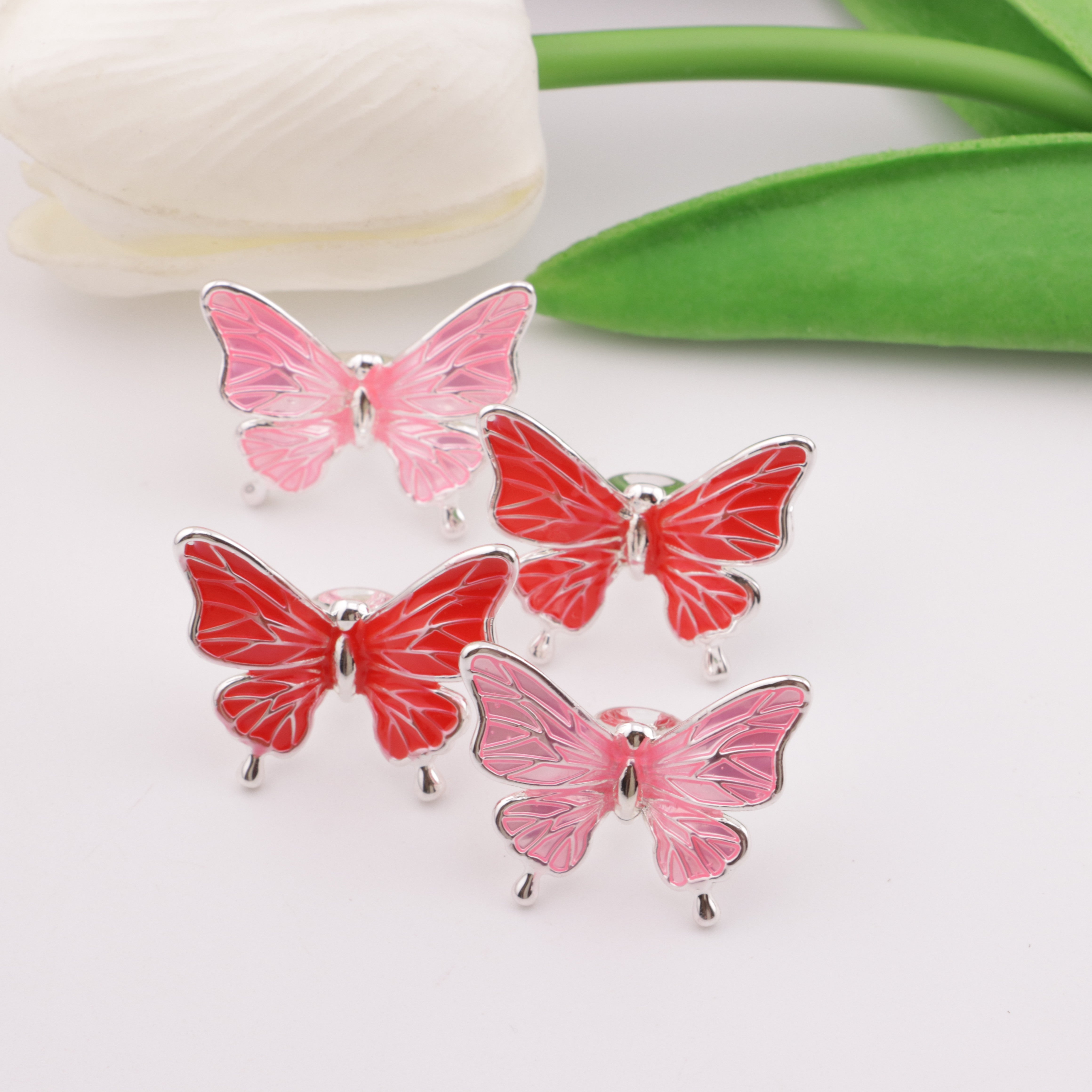 FS3323- Butterfly Alloy Separating Beads