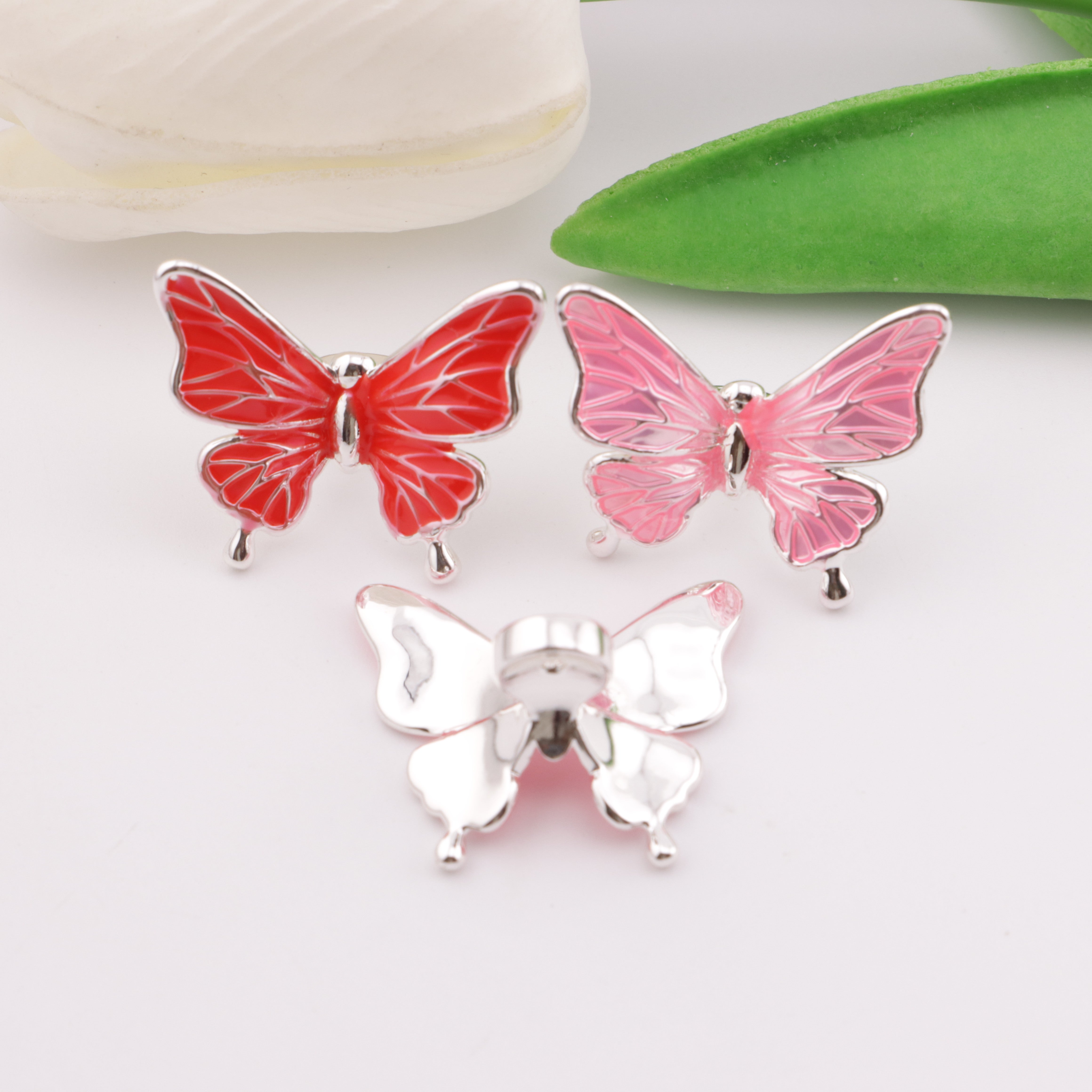 FS3323- Butterfly Alloy Separating Beads