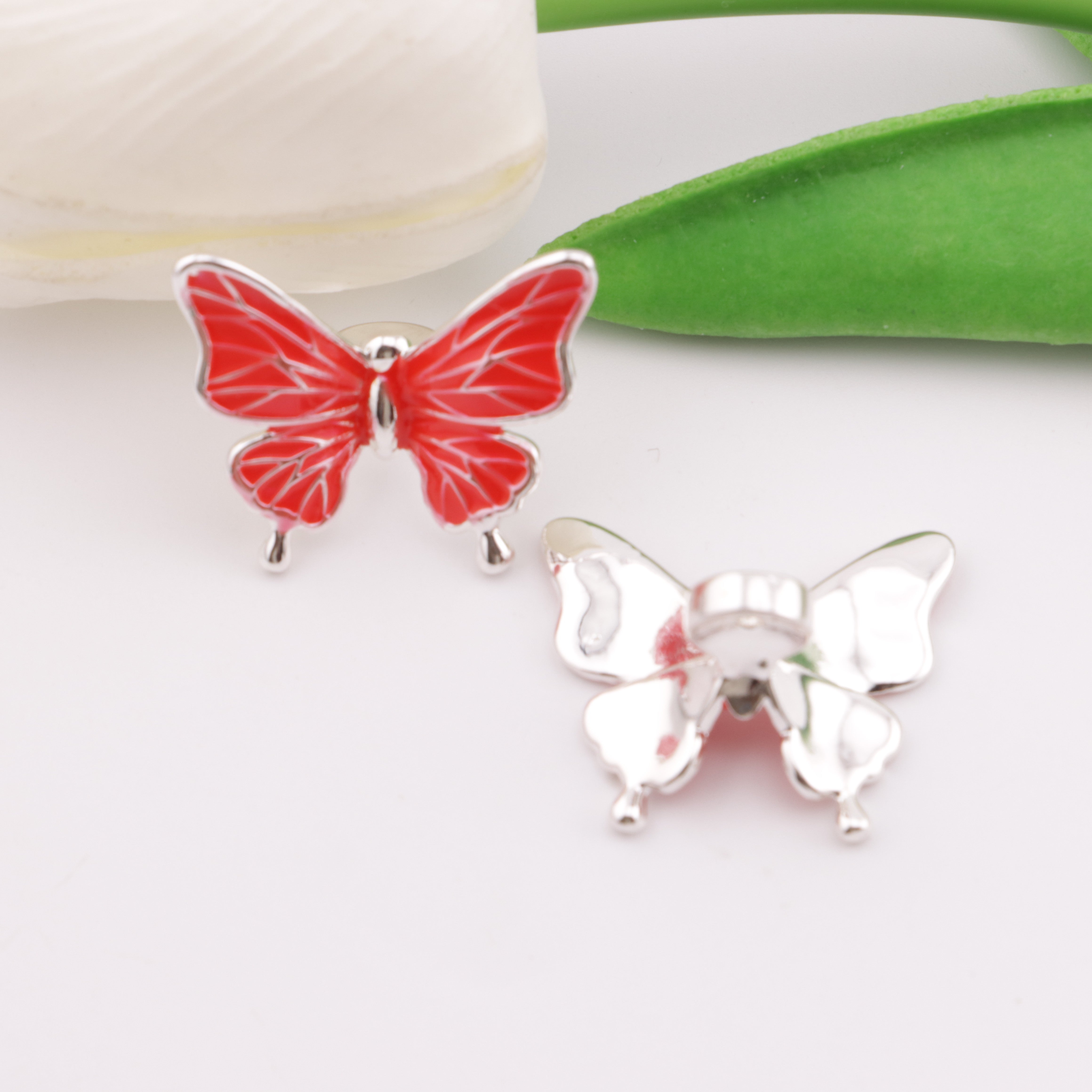 FS3323- Butterfly Alloy Separating Beads