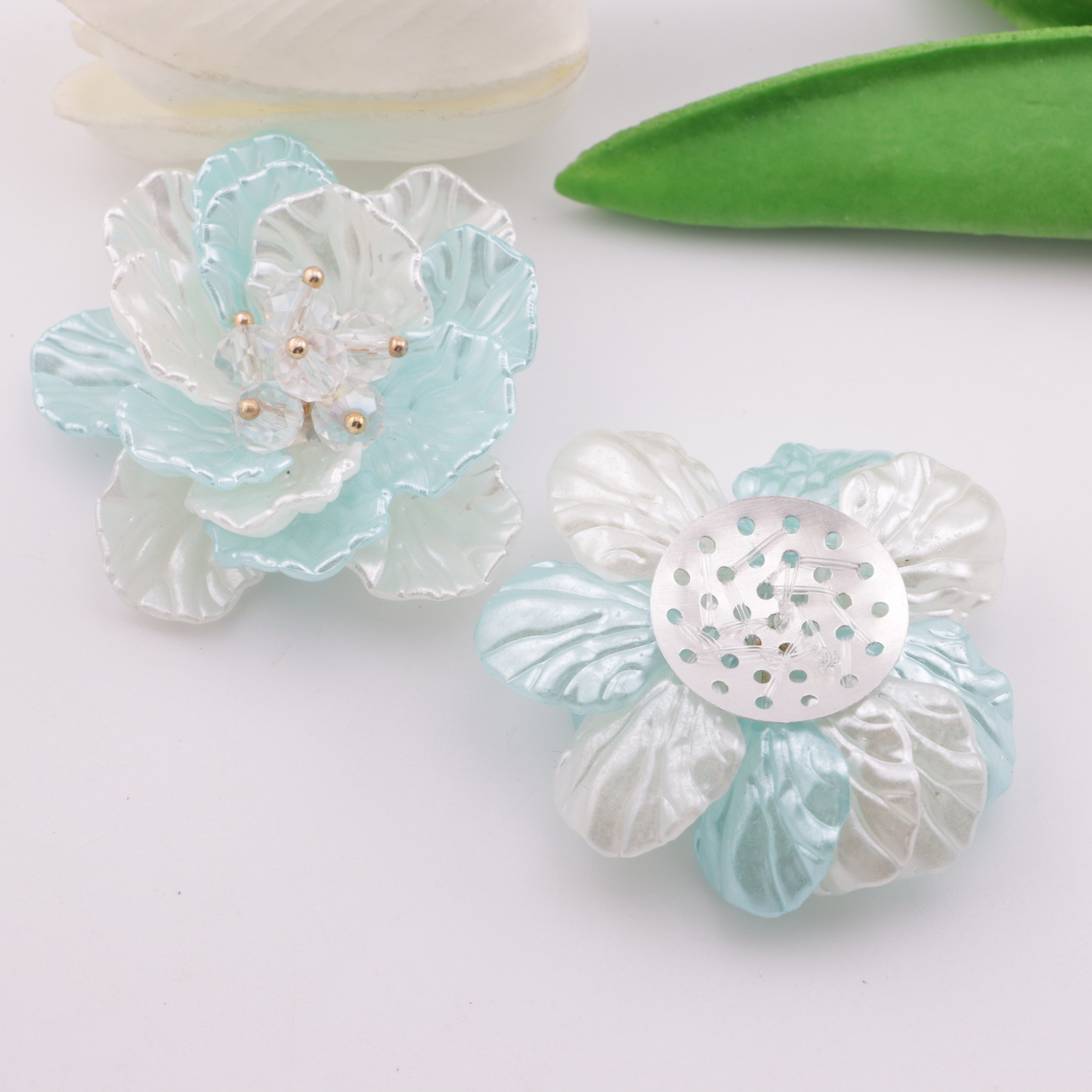 FS1004- 47mm Pearl Camellia Flower