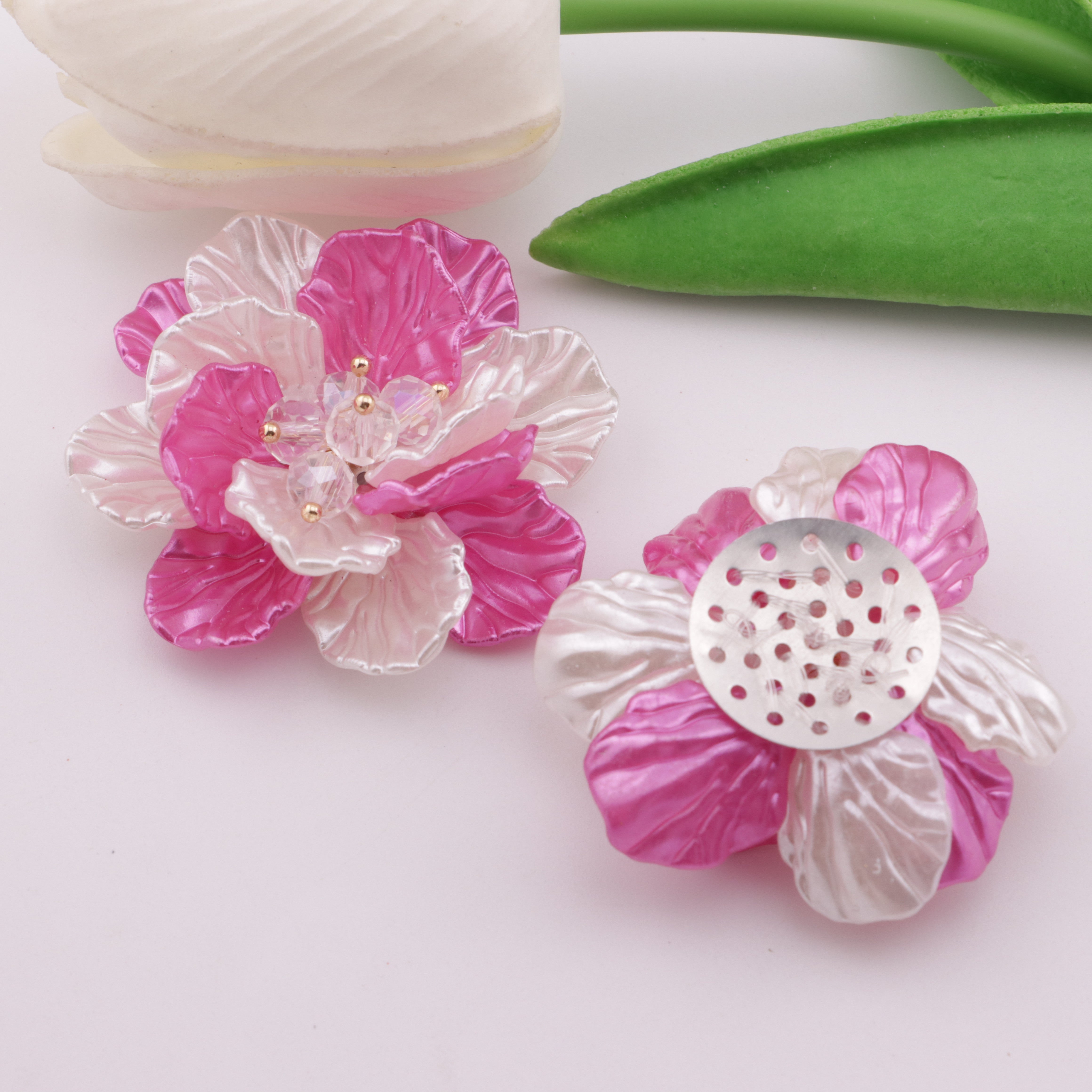 FS1004- 47mm Pearl Camellia Flower
