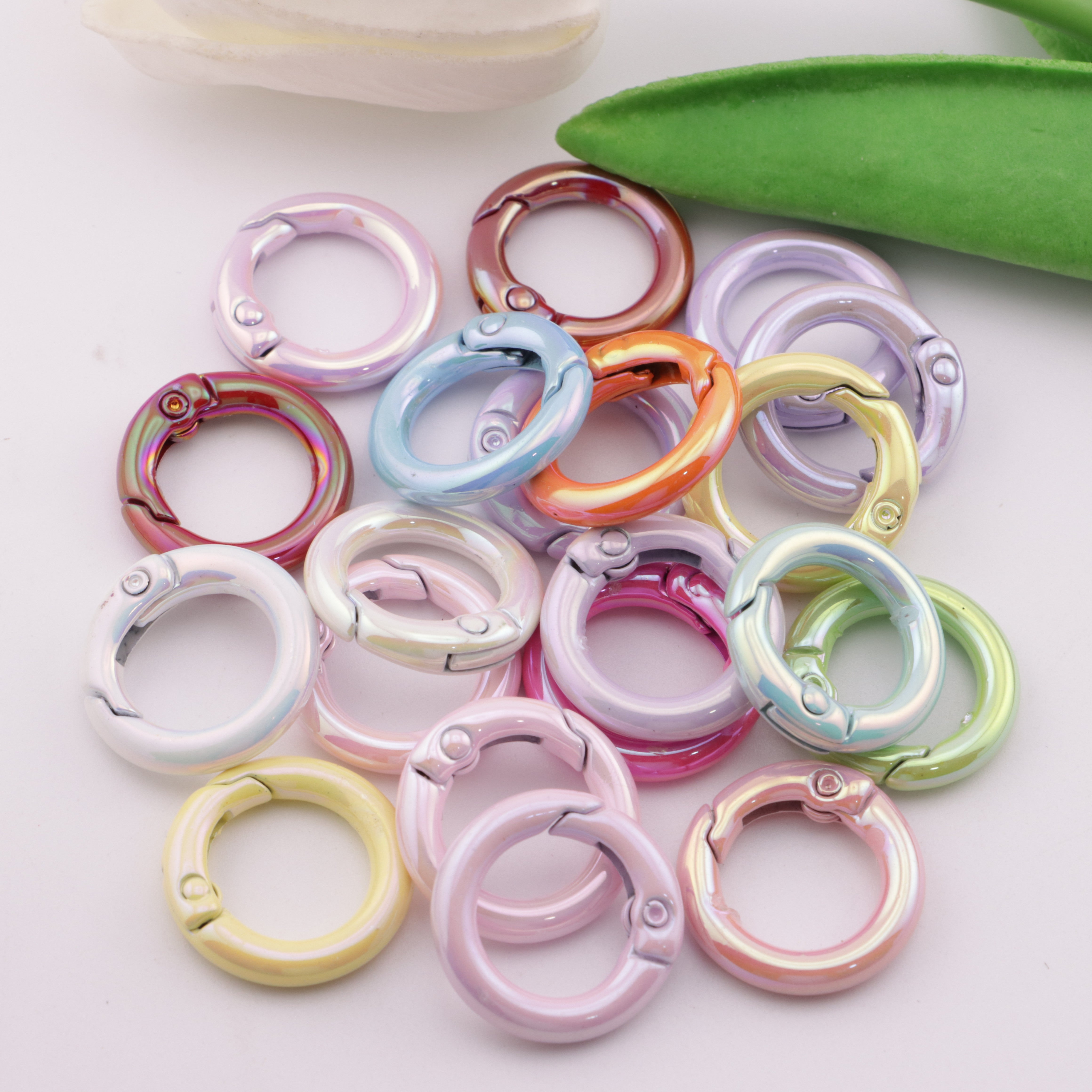 FS5722- UV-Plated 20Mm Keychain