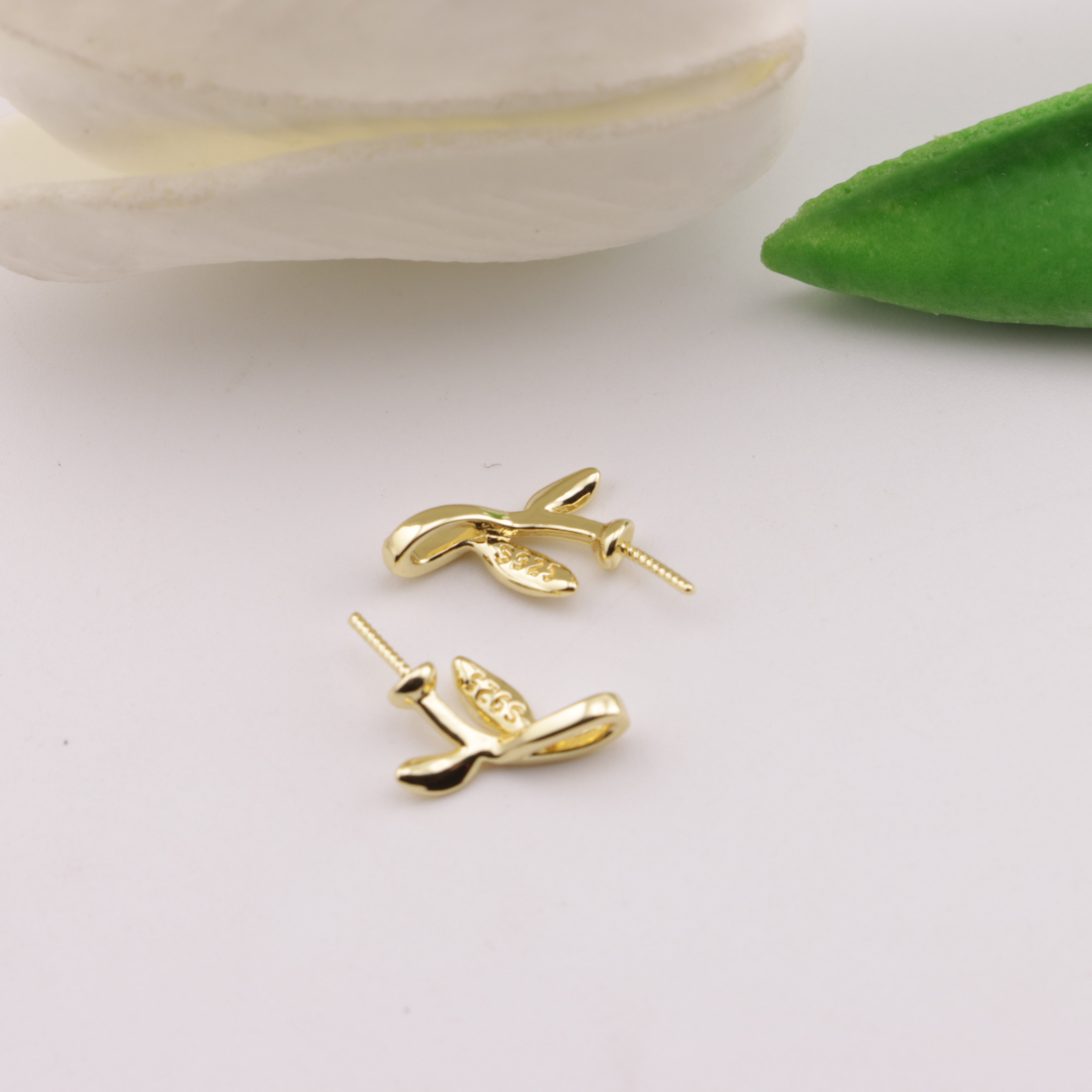 FS4160- Leaf Hanging Hole Needle