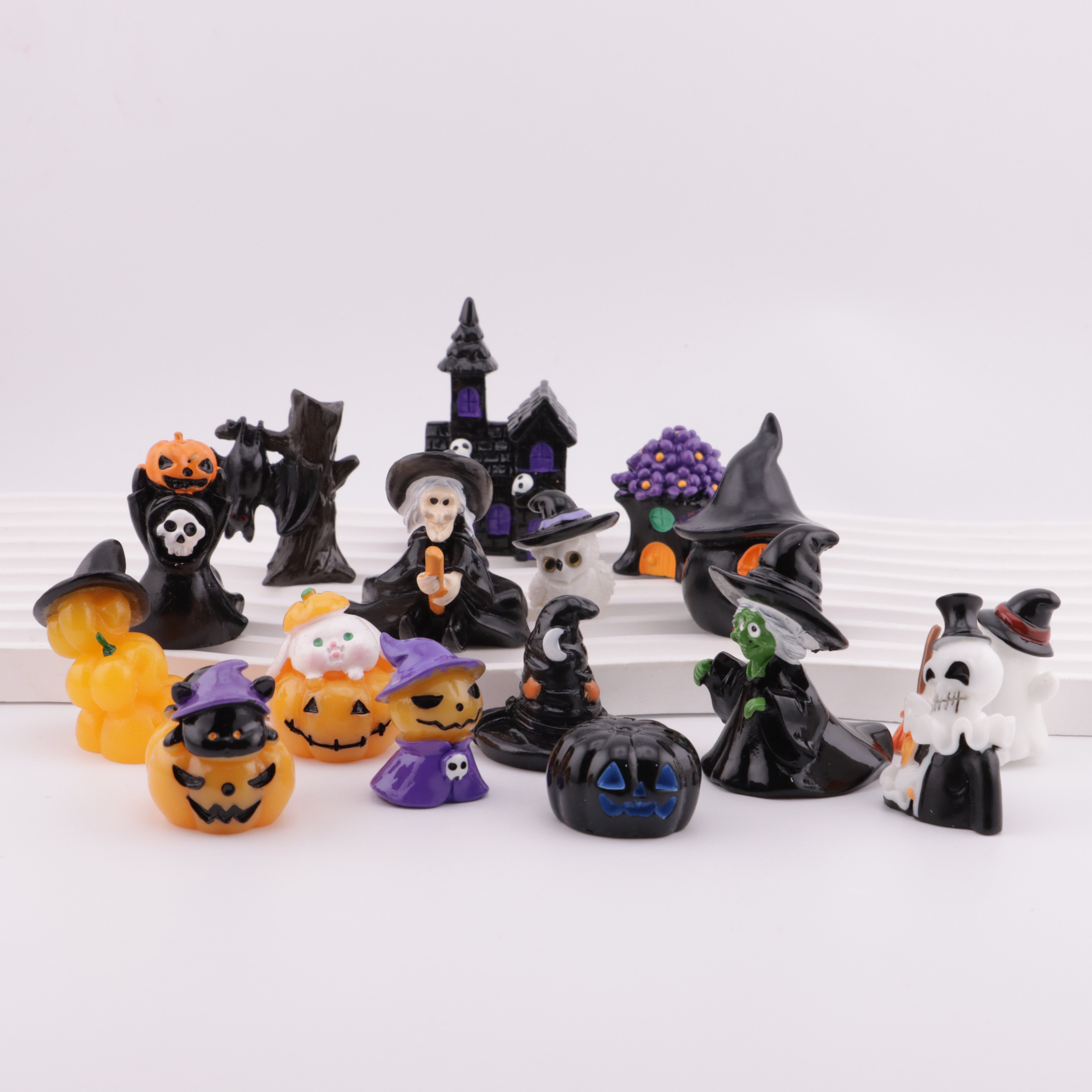 FS5583- Halloween Three - Dimensional Pen Caps