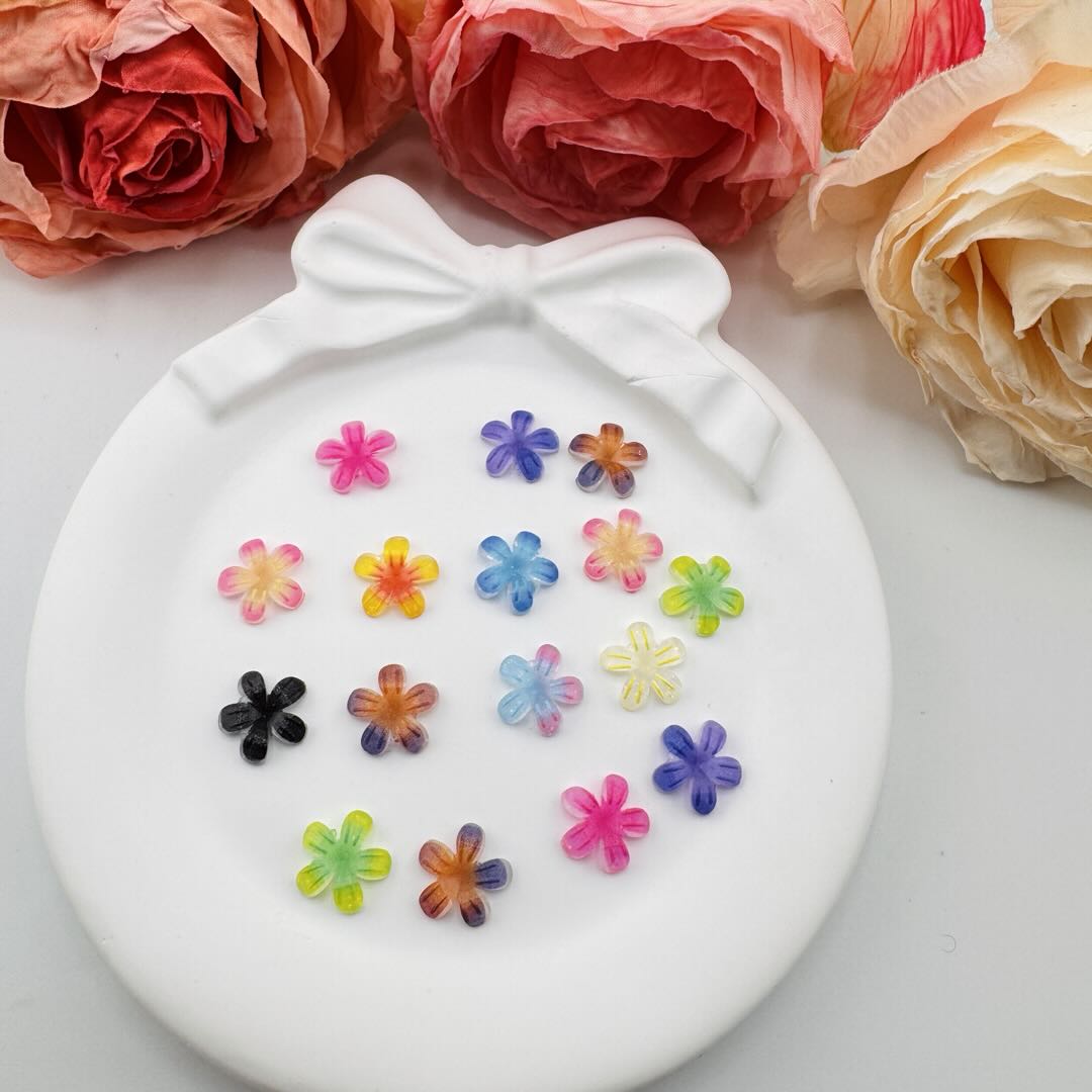 FS10934-About 10mm Flower Nail Charms