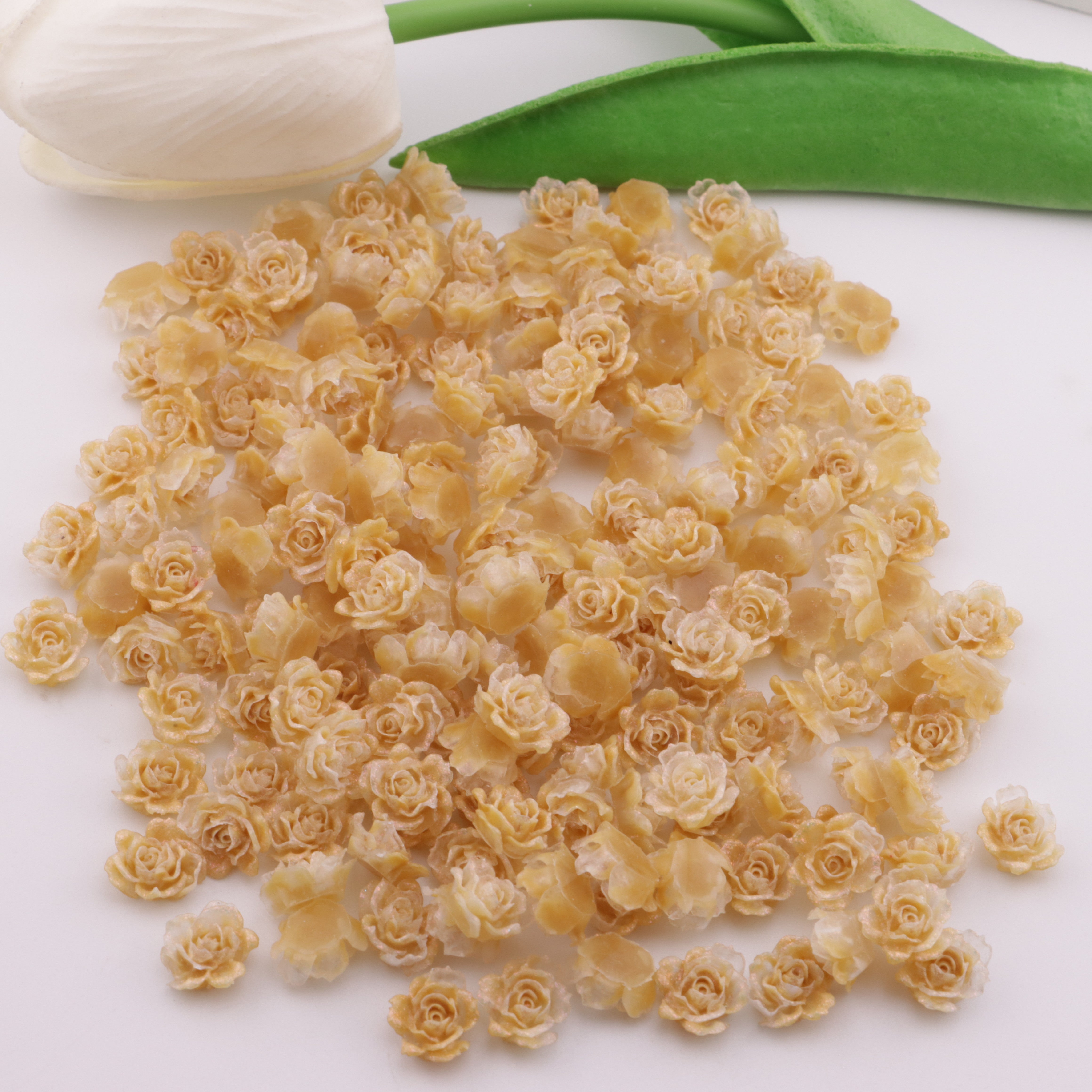 FS3659- 10mm Soft Flower Charms Soft Flowers