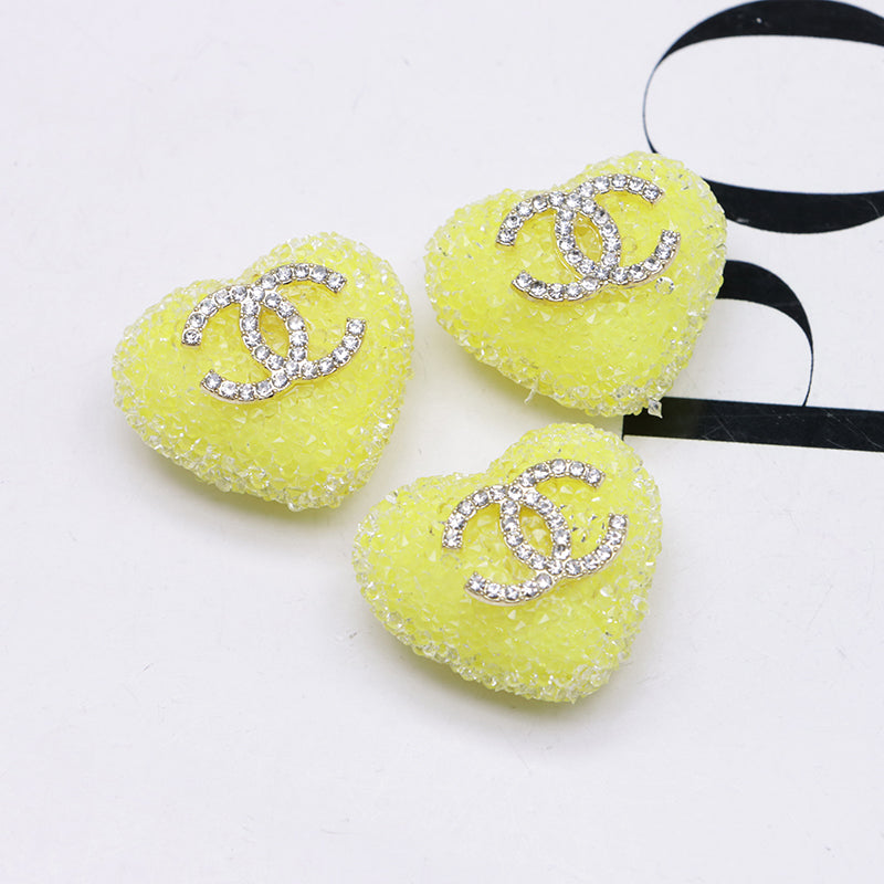 FS4942- 2.5×2.3 Cm Cc Heart-Shaped Granulated Suga