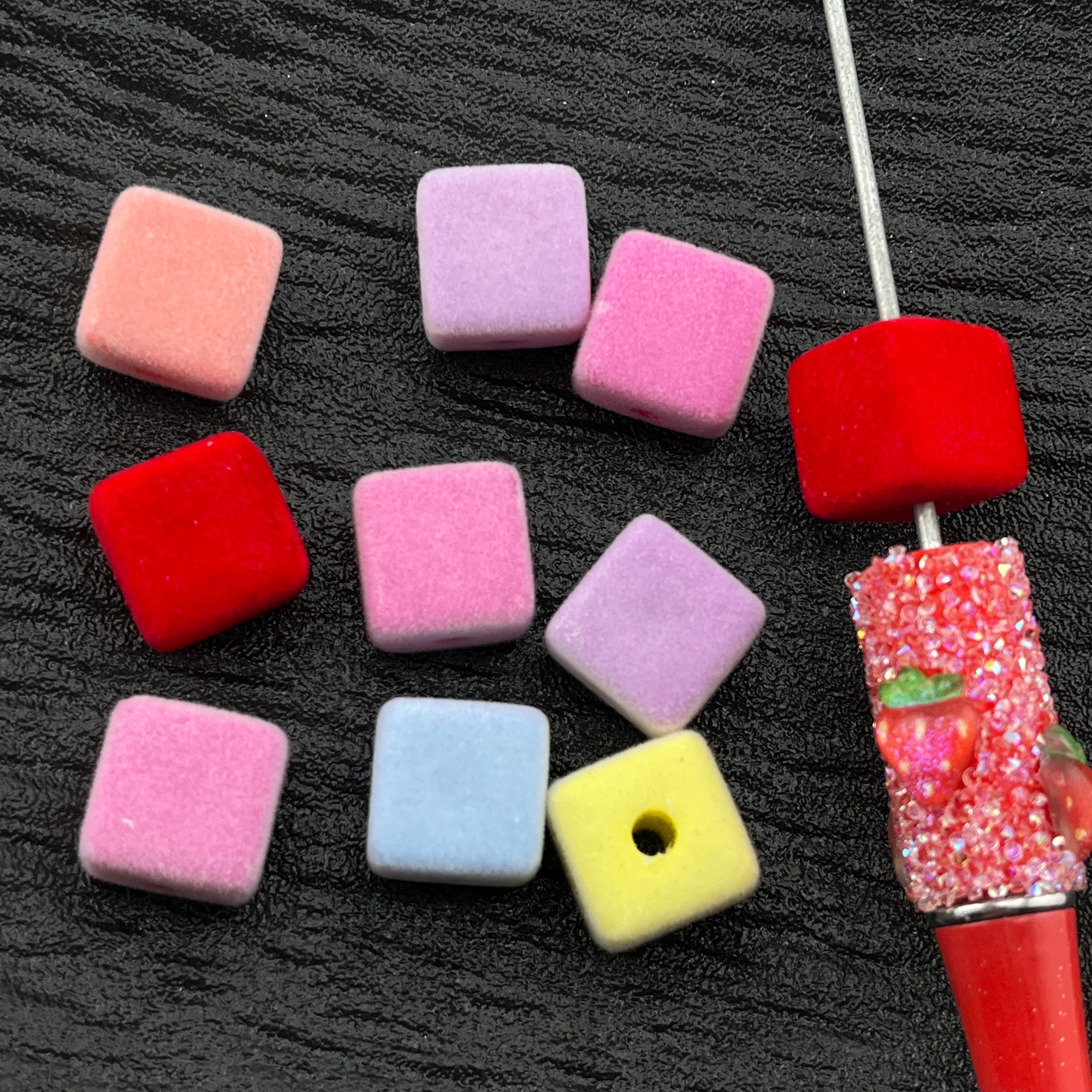 FS2191-10PCS 15MM Size Frocked Acrylic Cube Beads Fit For Beadable Pens