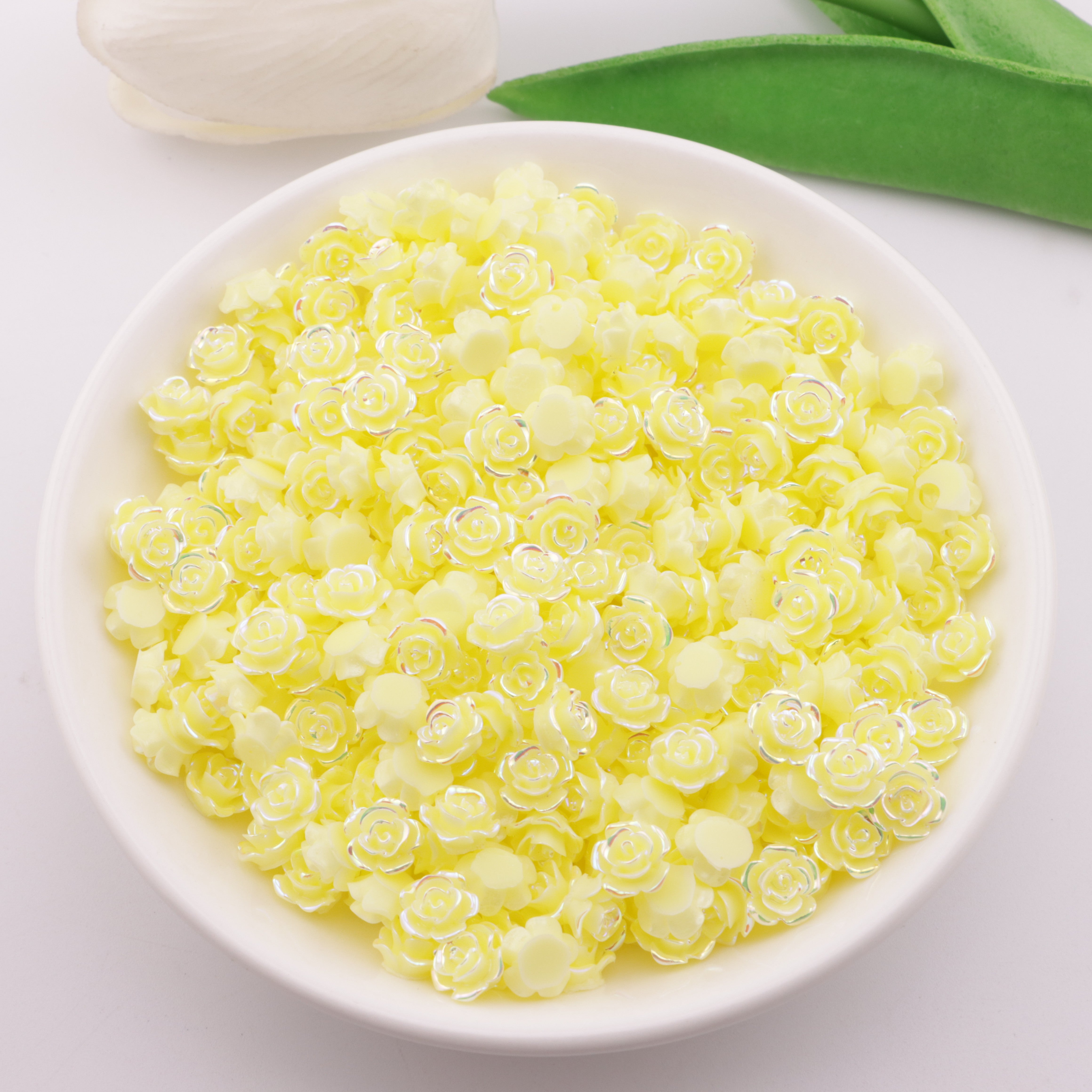 FS5763- 8mm UV Luminous Rose Flower Charms Glowing Rose Patches