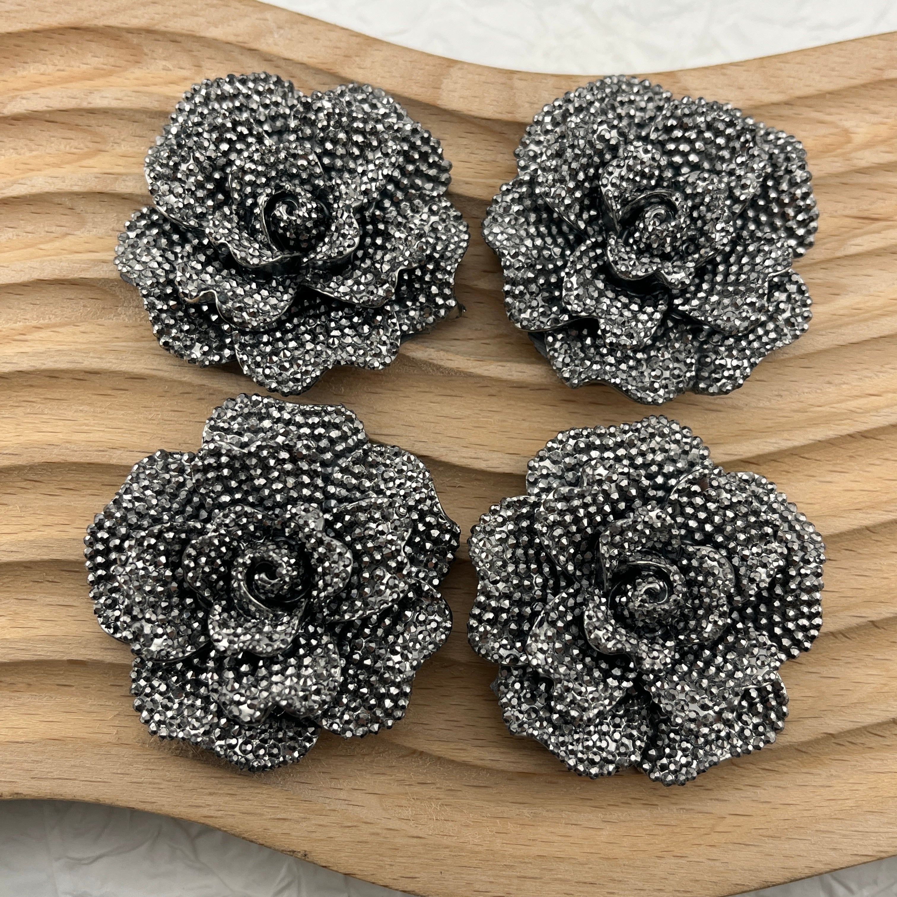 FS1511-45MM Gun Black Resin Rose Flower For Making Fancy Beads