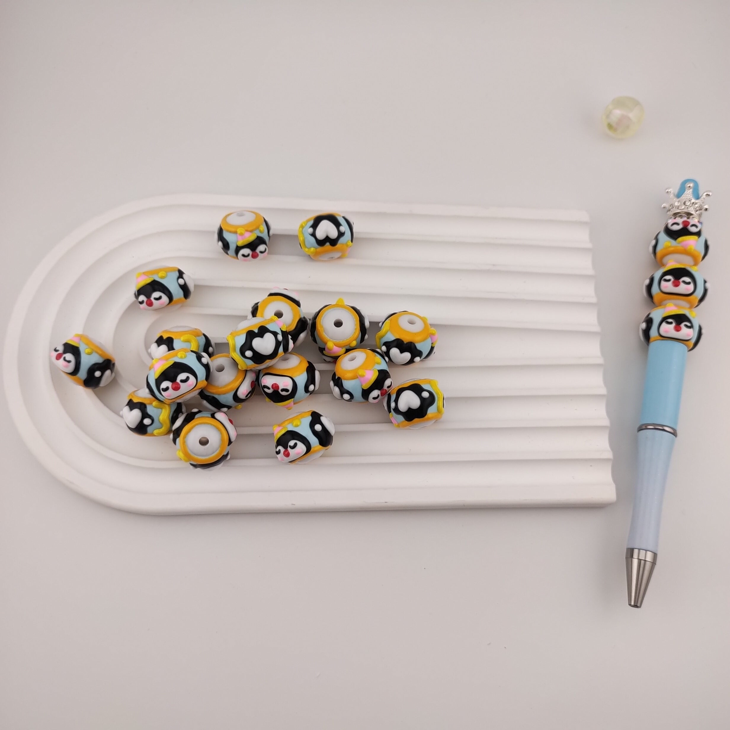 20MM Penguin Handpainted Acrylic Beads Fit For Beadable Pens