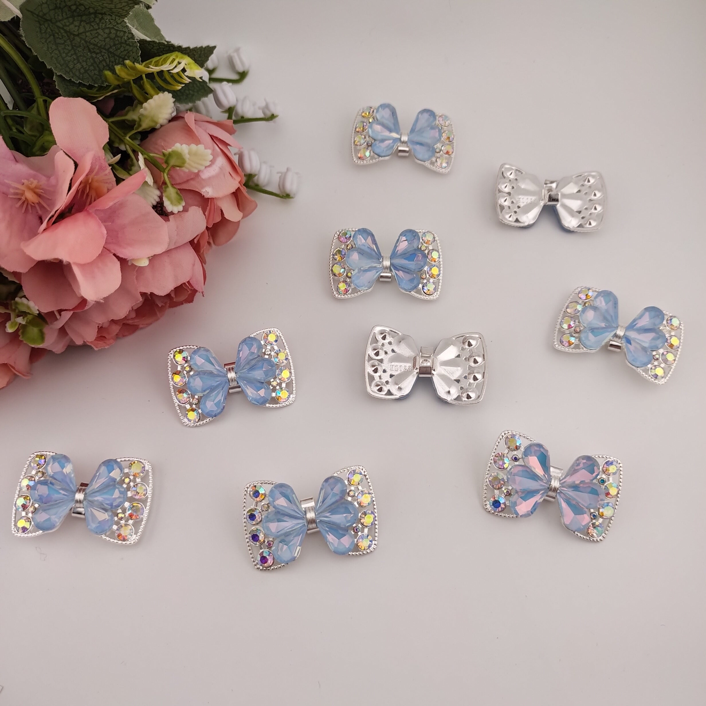 40MM Two Color Diamond Studded Alloy Bowknot Accessories