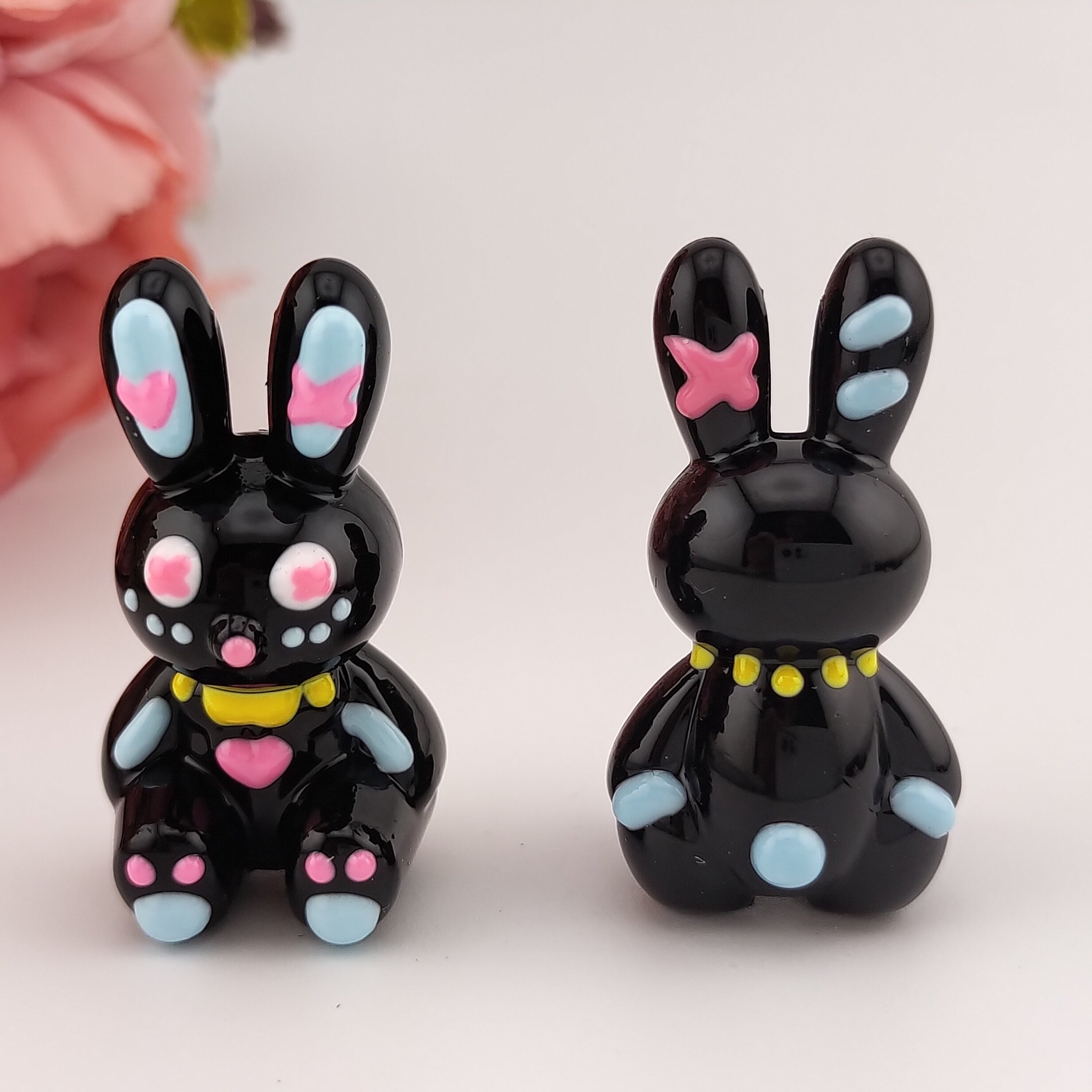 18MM Sitting Rabbit Handpainted Acrylic Beads Fit For Beadable Pens