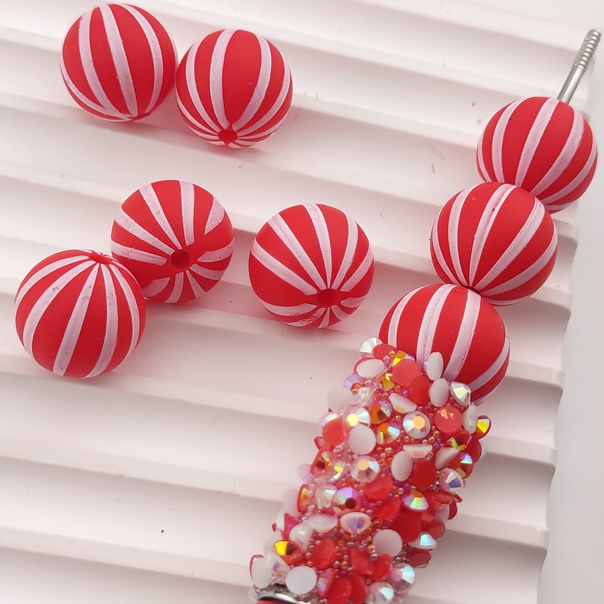 15MM Round Red&White Stitching Silicone Beads Fit For Beadable Pens