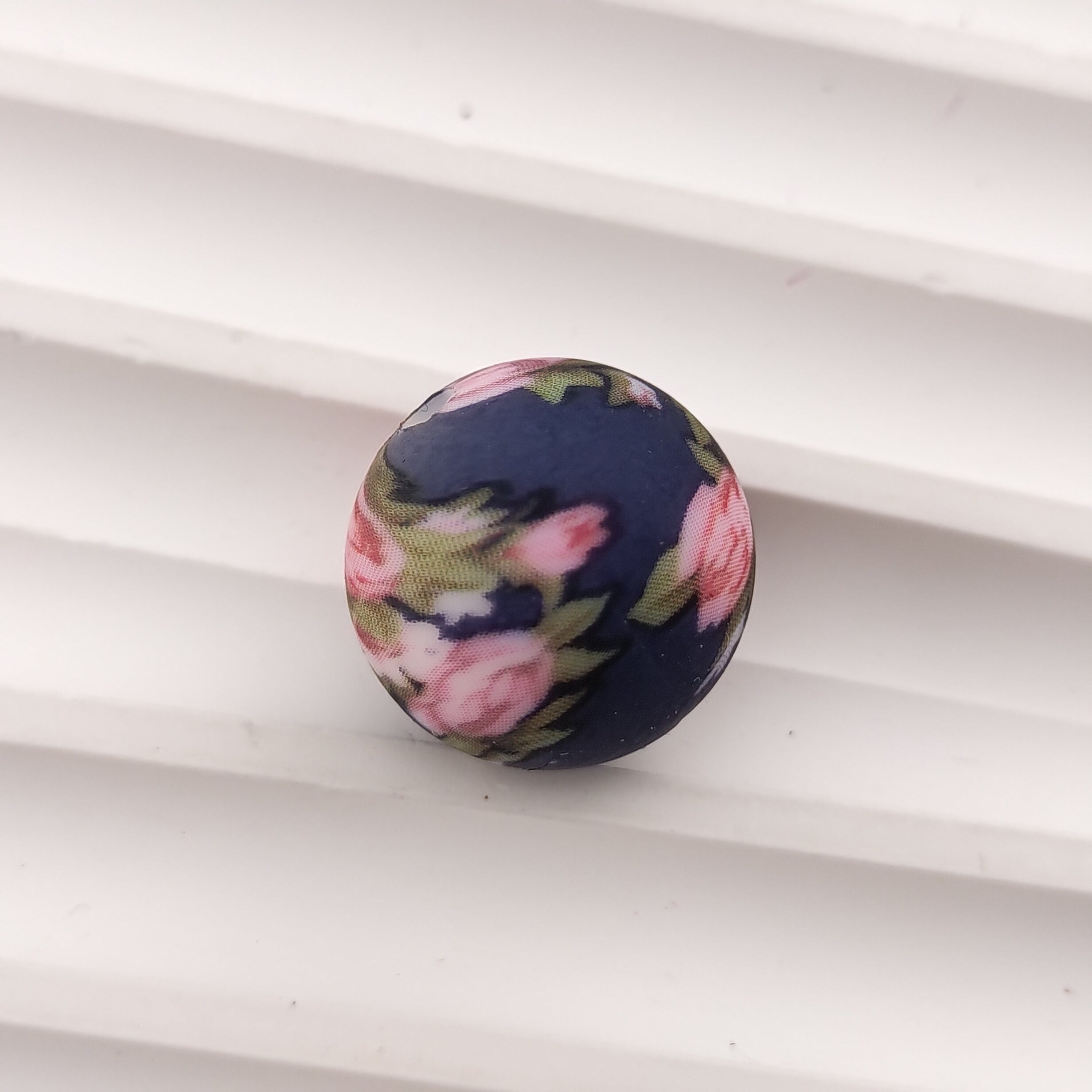 15MM Round Black Base Pink Rose Printed Silicone Beads Fit For Beadable Pens