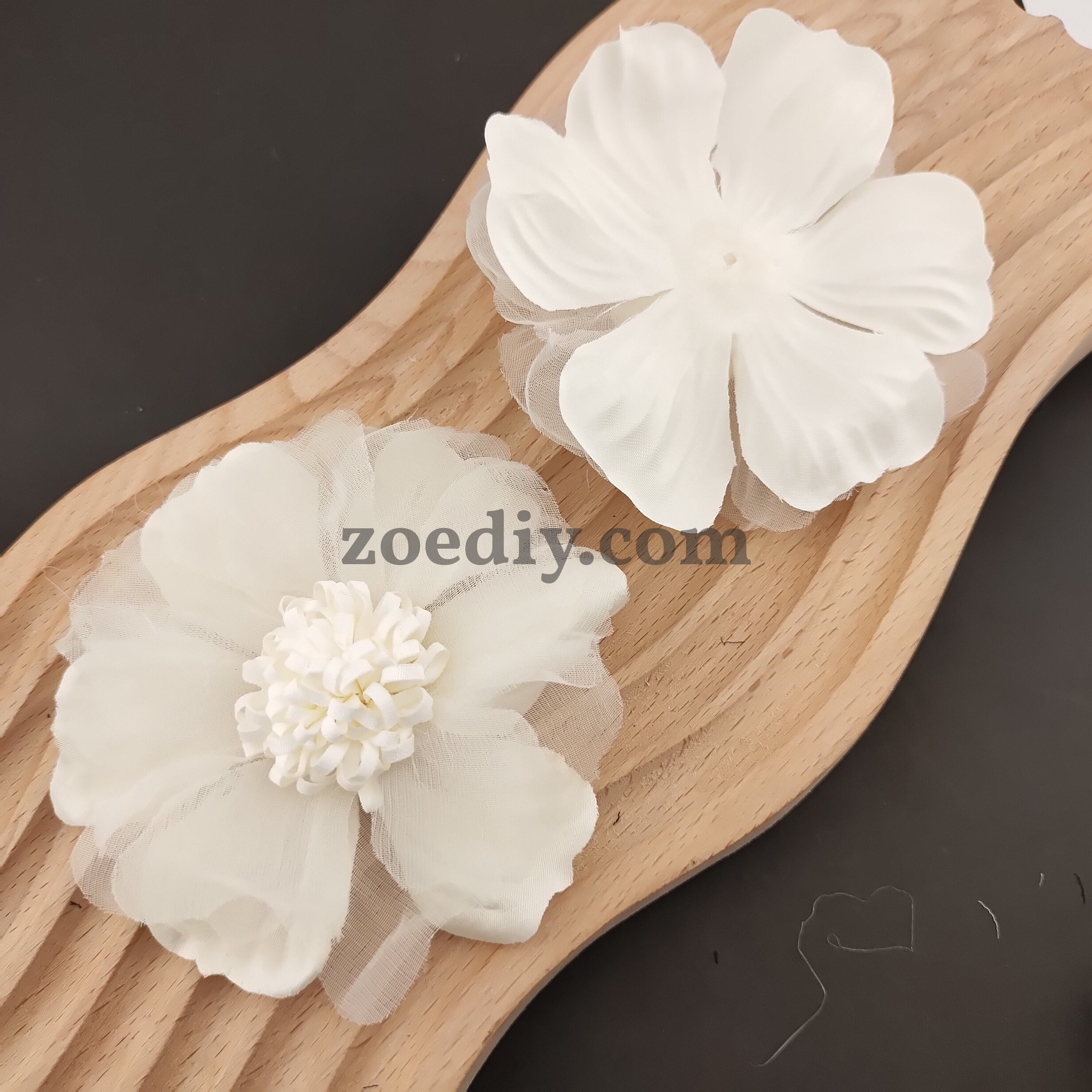 FS0943- 83MM Two-tone Fabric Flower Accessories