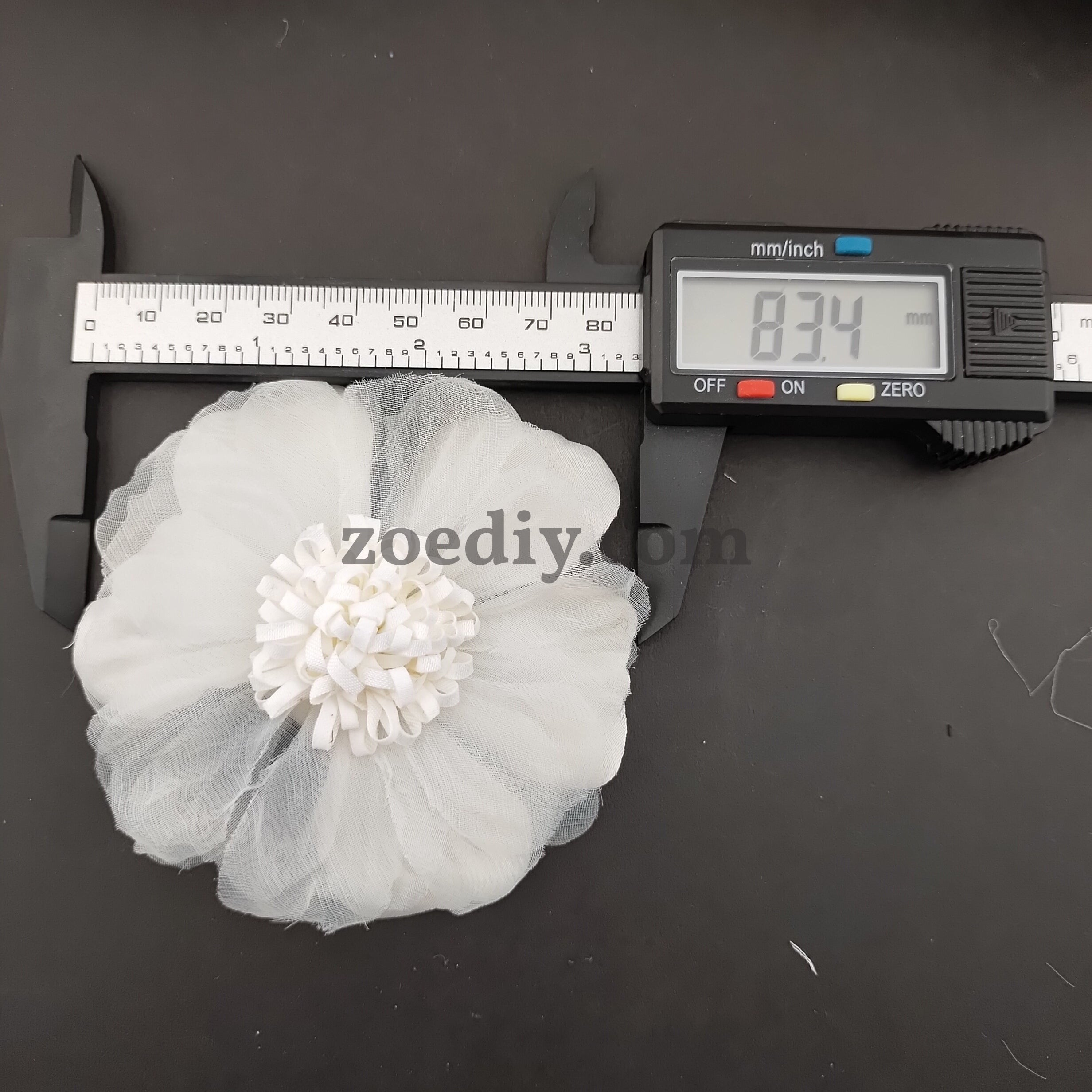 FS0943- 83MM Two-tone Fabric Flower Accessories