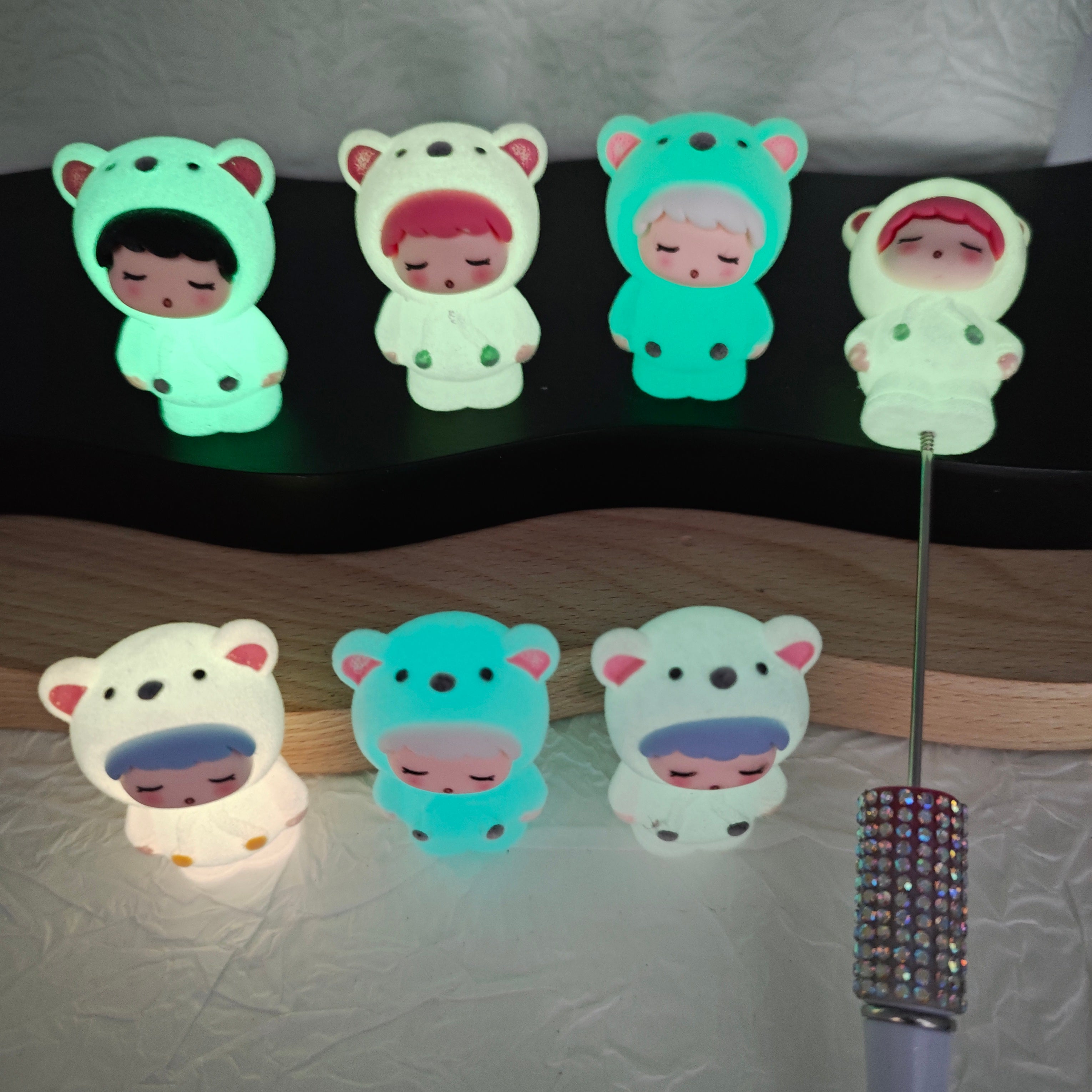 FS2726- 6PCS Glowing flocked  Sleep Boy Bear Pen Toppers