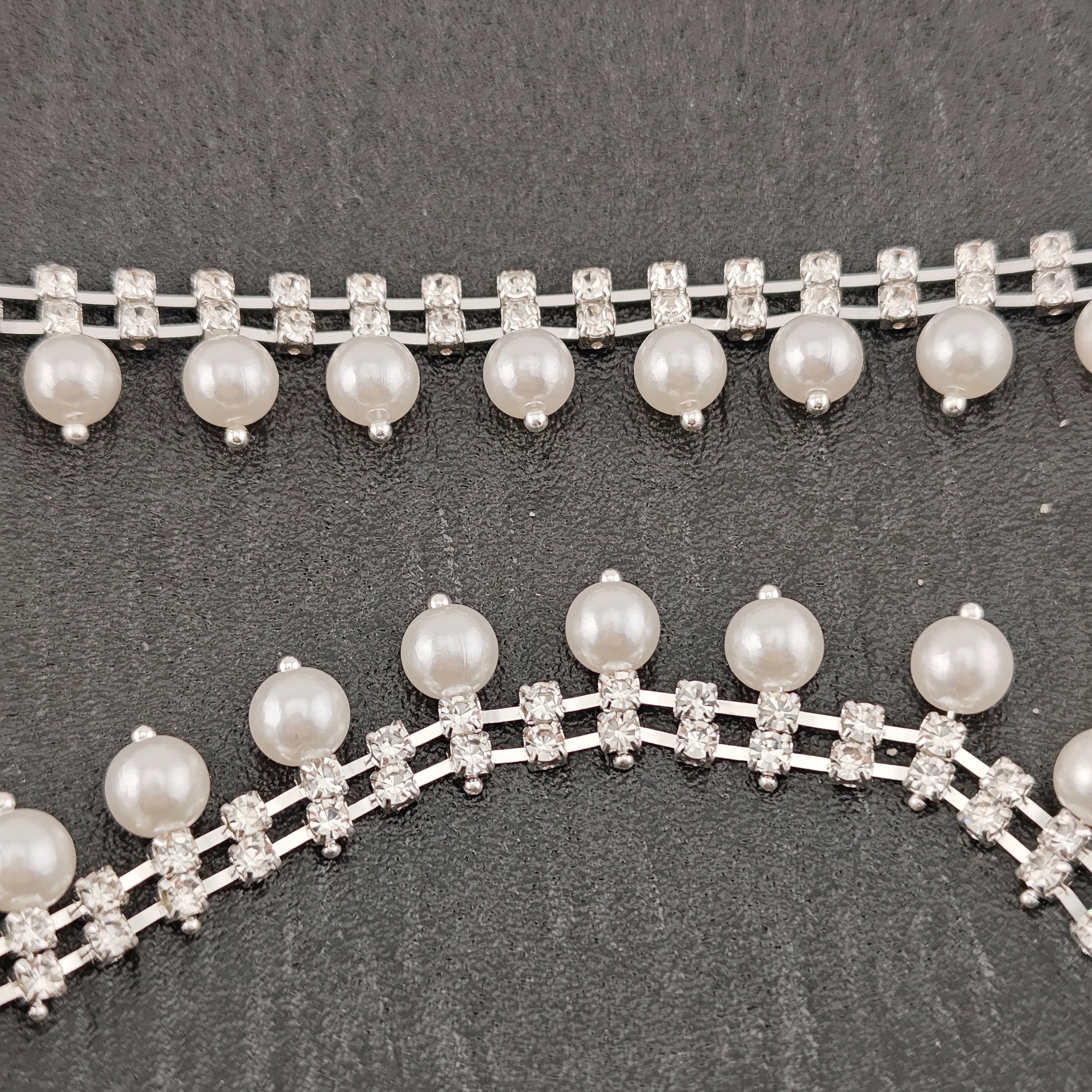 FS0062- 50cm Double Rows Diamonds Chain With Pearl