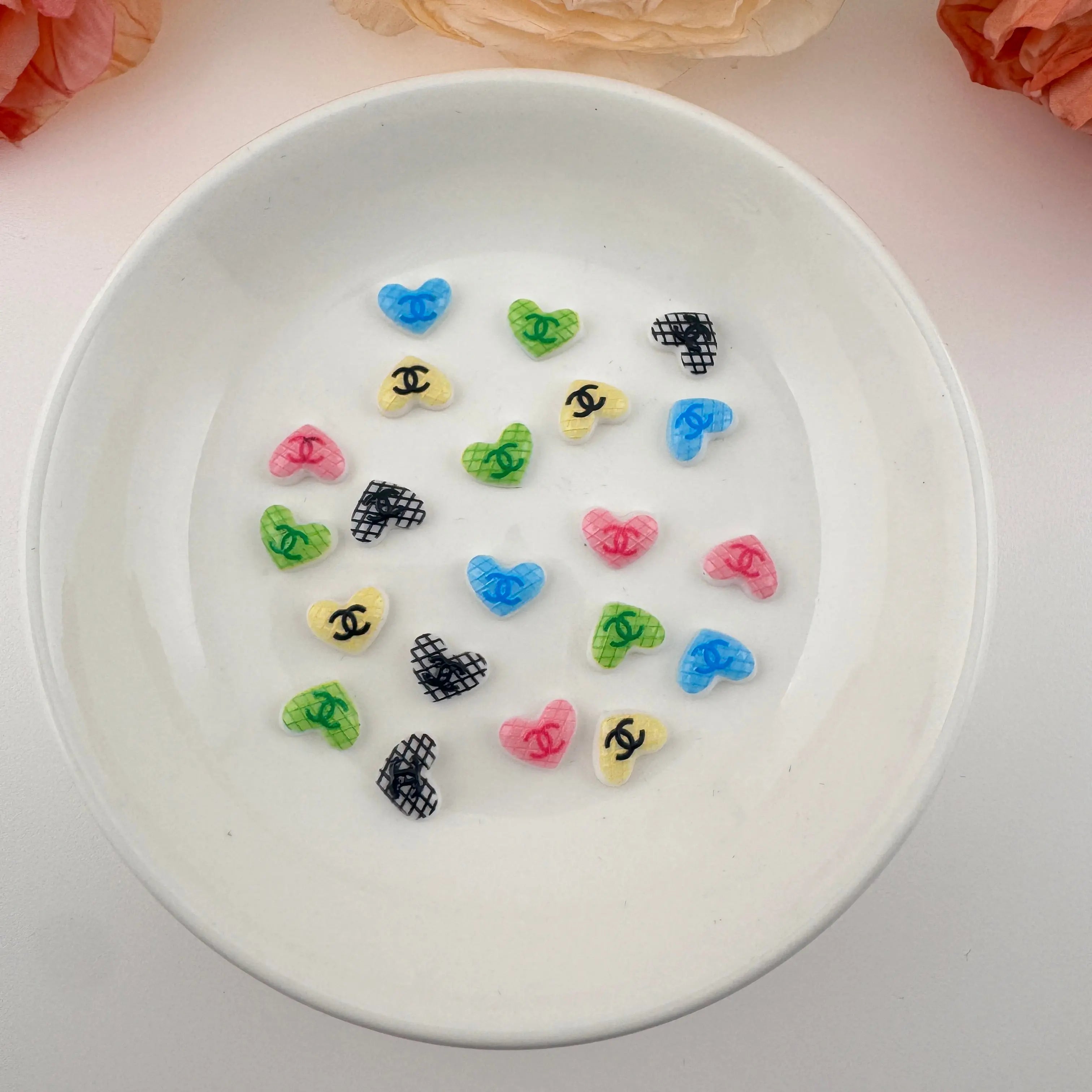 PP18279-About 7×9mm Nail Charms As Pictures Showed Zoe DIY Wholesale