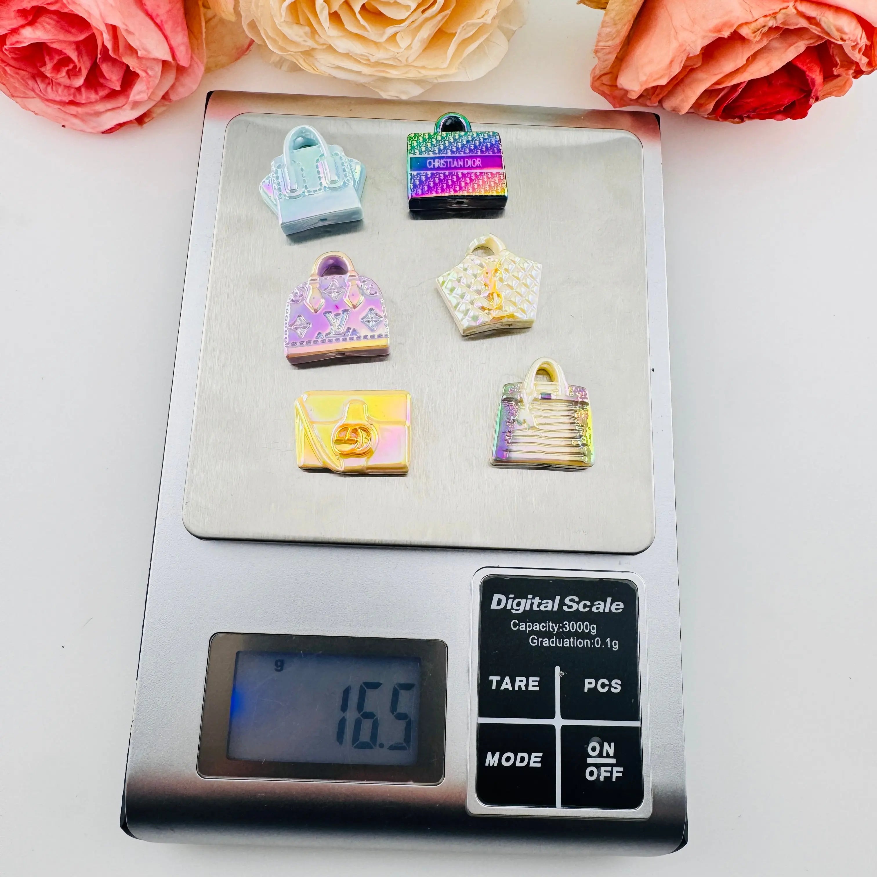 PP18368-Random Mixed Design Bag Resin Beads Zoe DIY Wholesale