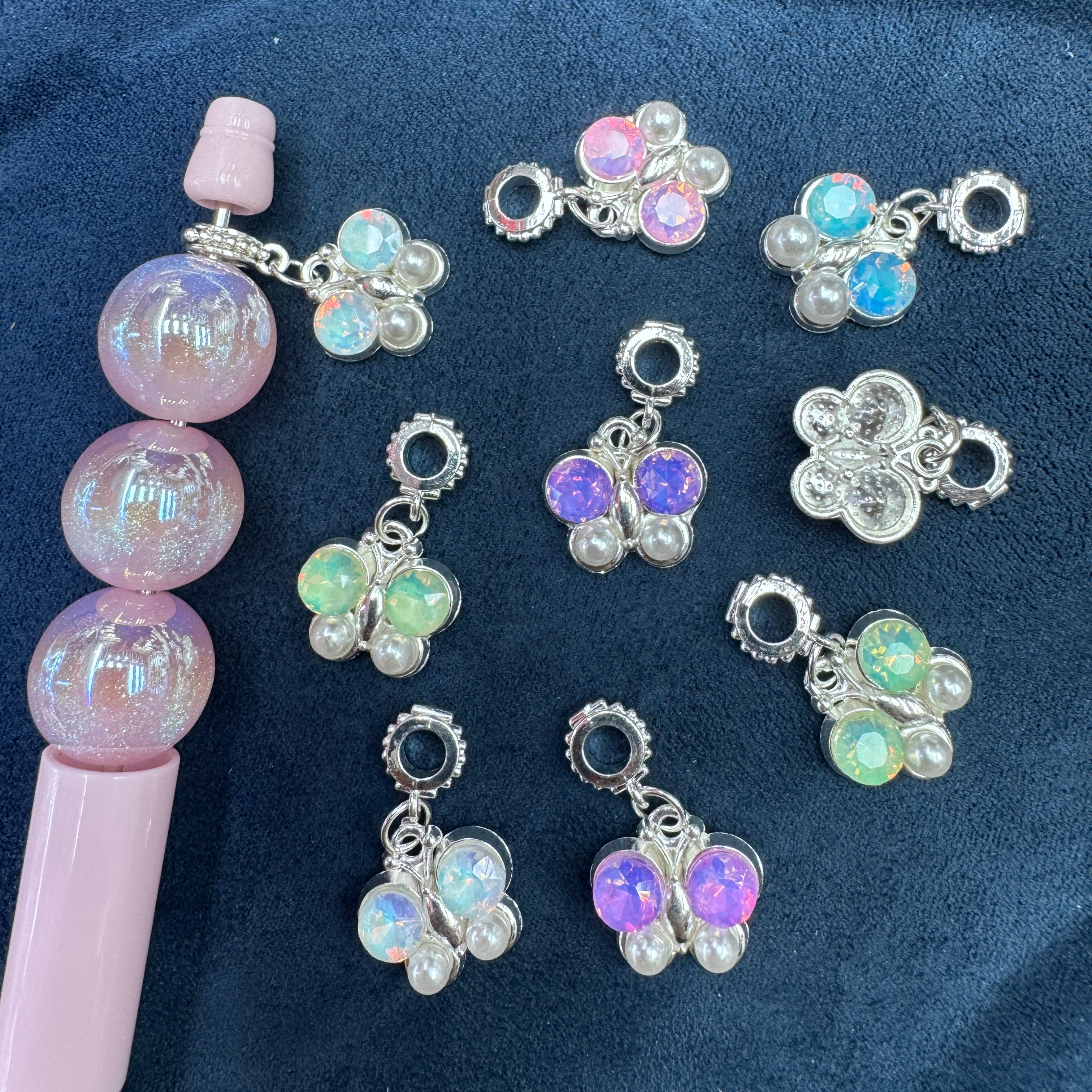 Silver Metal Beads with Butterfly, Charm Pendant Butterfly with Rhinestones and White Pearls, Random Mix For Pen Toppers