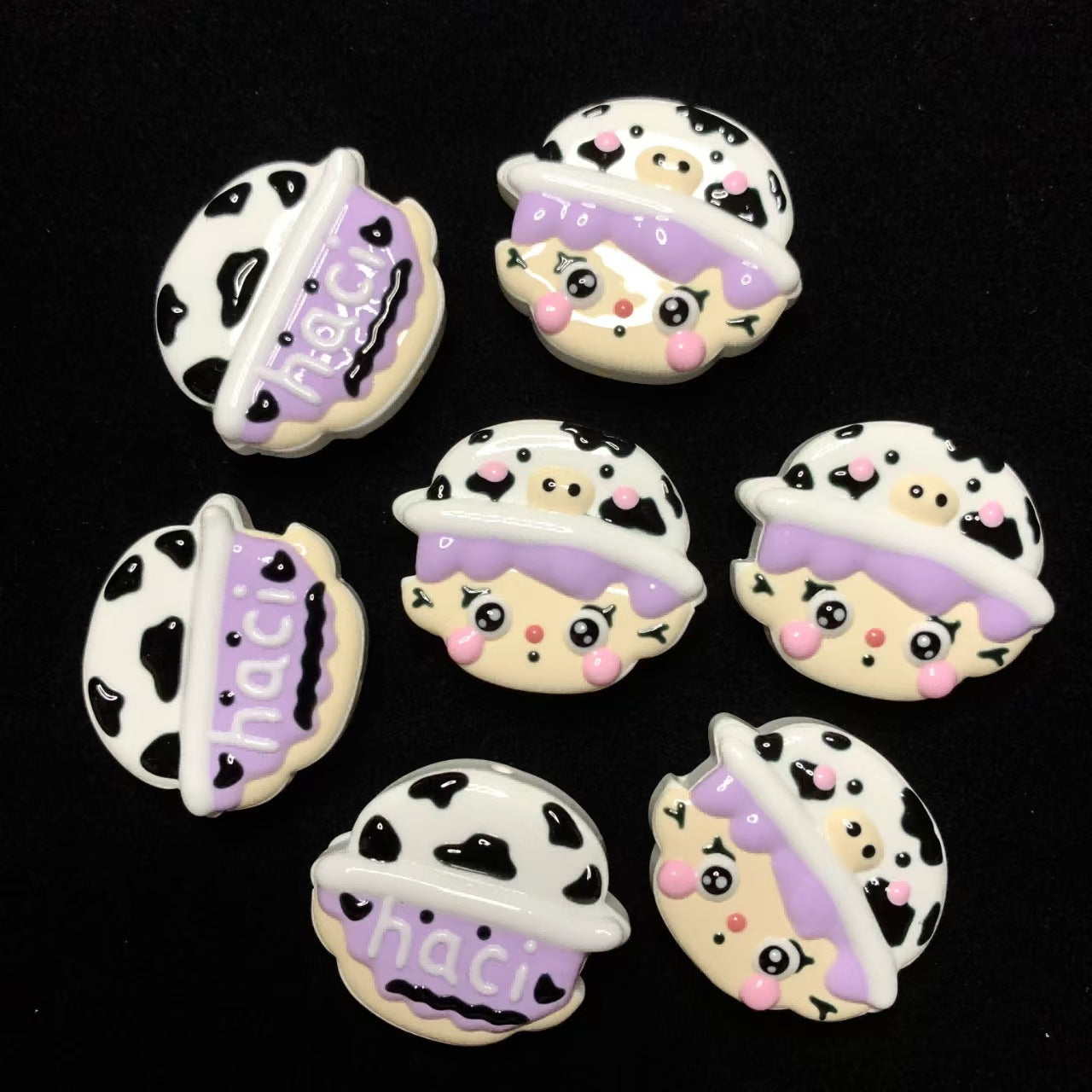 FS4503- Boy Hand - Painted Beads