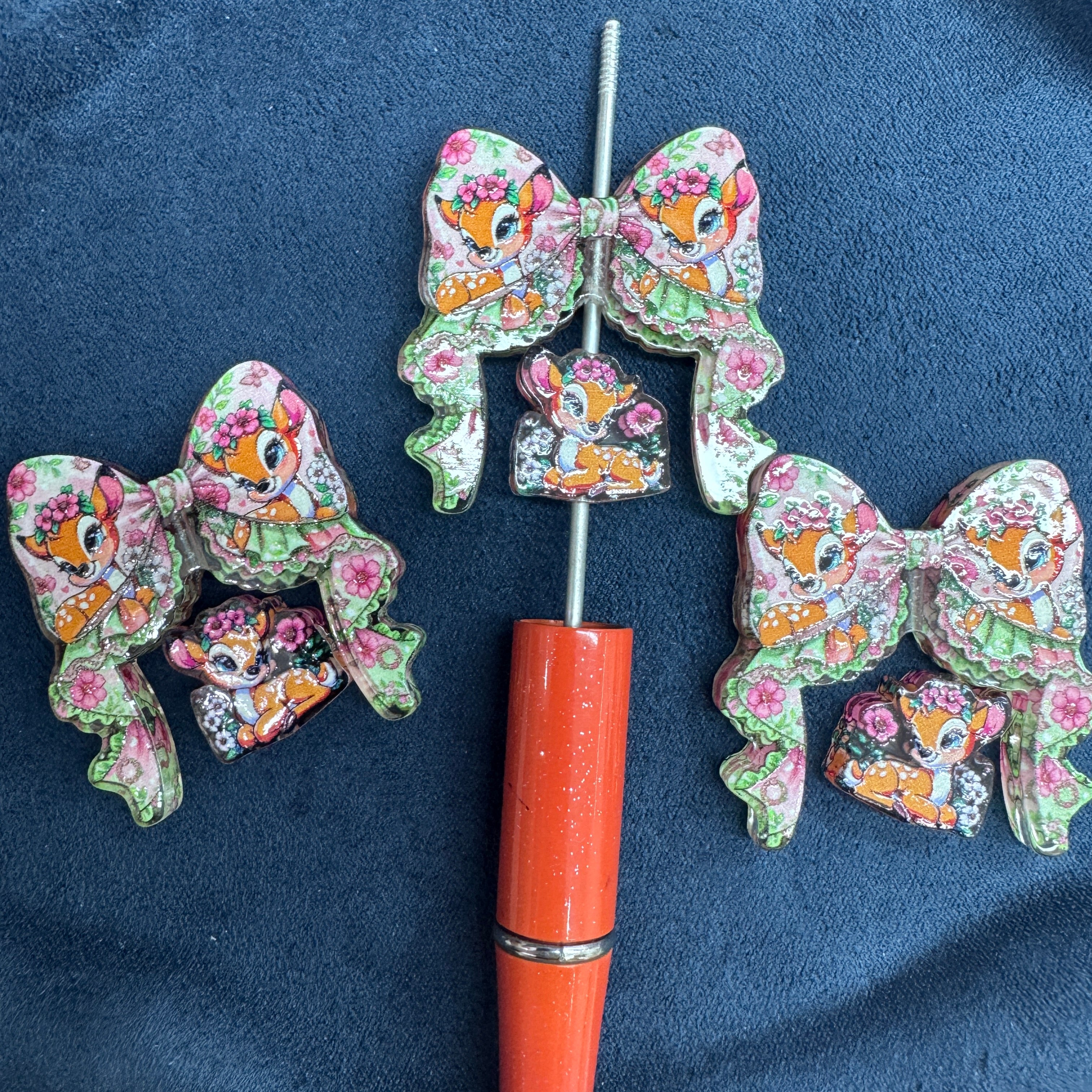 Bambi Acrylic Bow Beads
