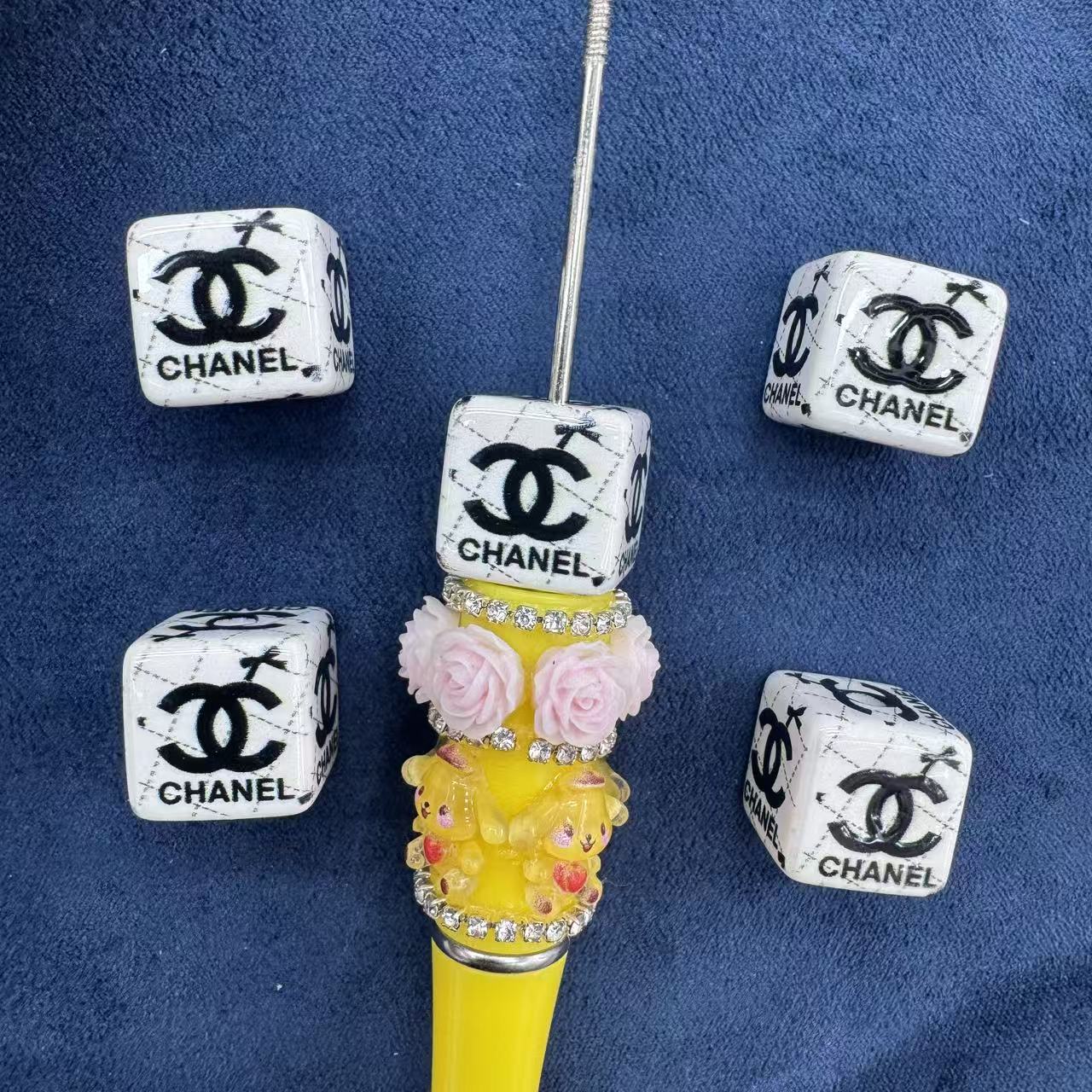 Cube Acrylic Beads