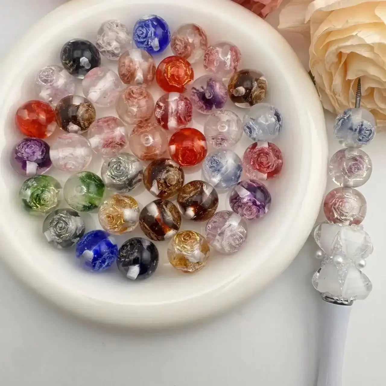 FS10018-16mm Glowing Glitter Flower Resin Beads -Zoe DIY Wholesale