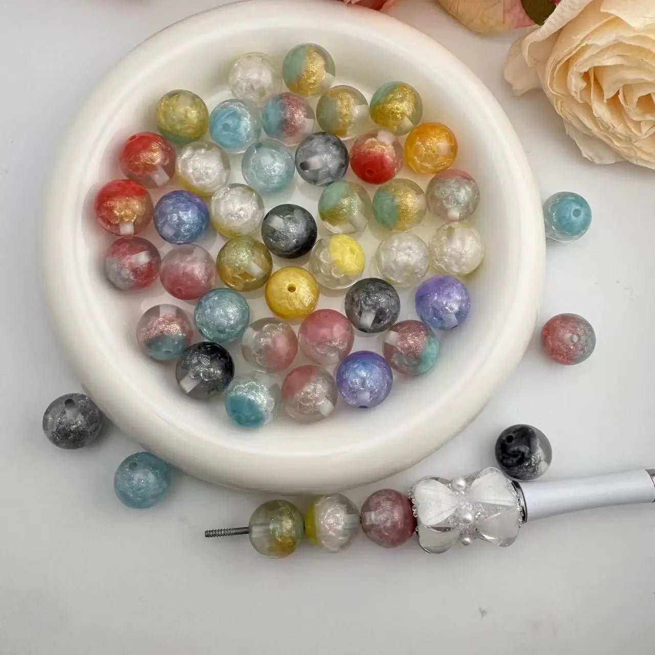 FS10020-16mm Color Changing Luminous Lutous Flower Resin Beads -Zoe DIY Wholesale