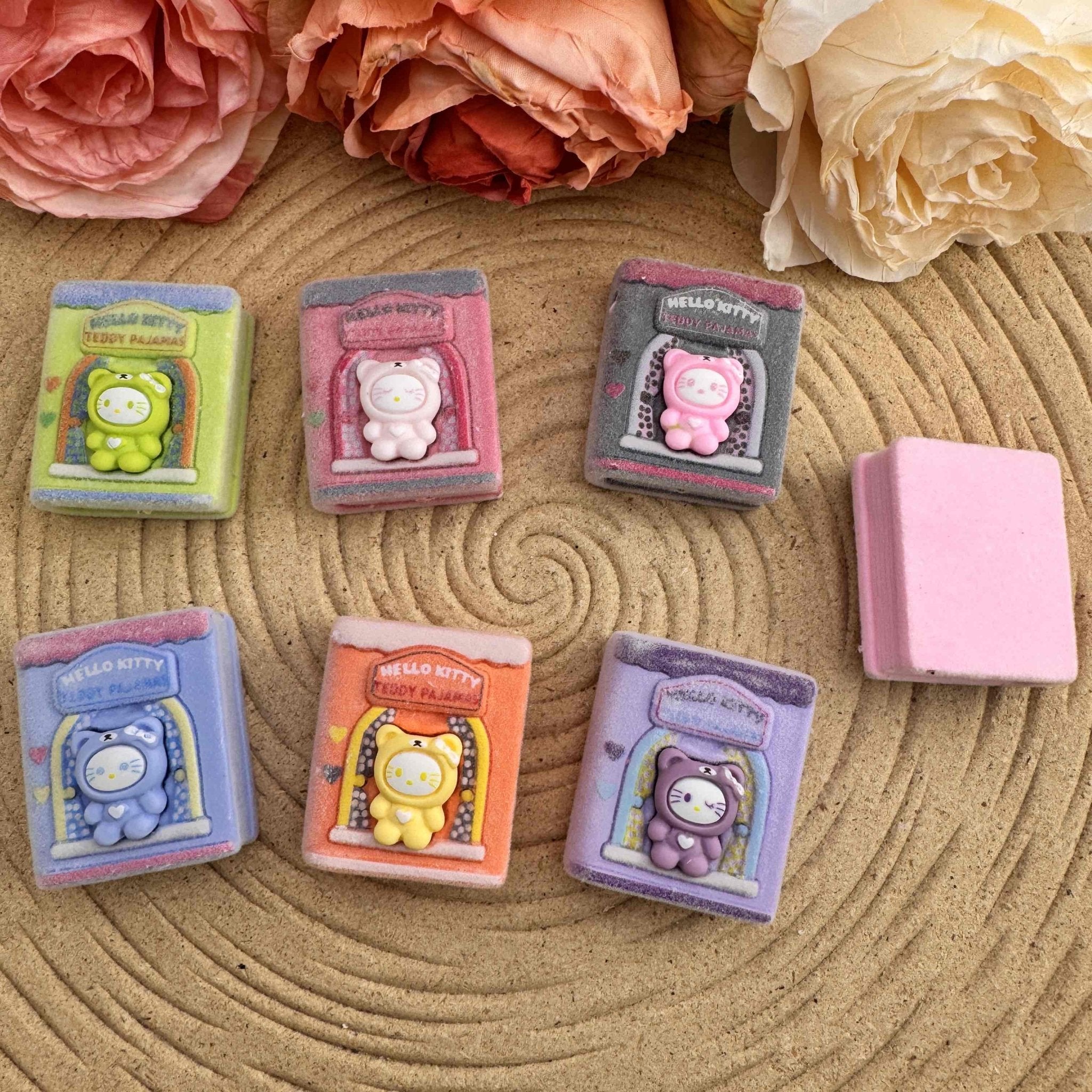 FS10071-HK Sanrio Flocked Book Resin Beads For Beadable Pens Keychain Making -Zoe DIY Wholesale