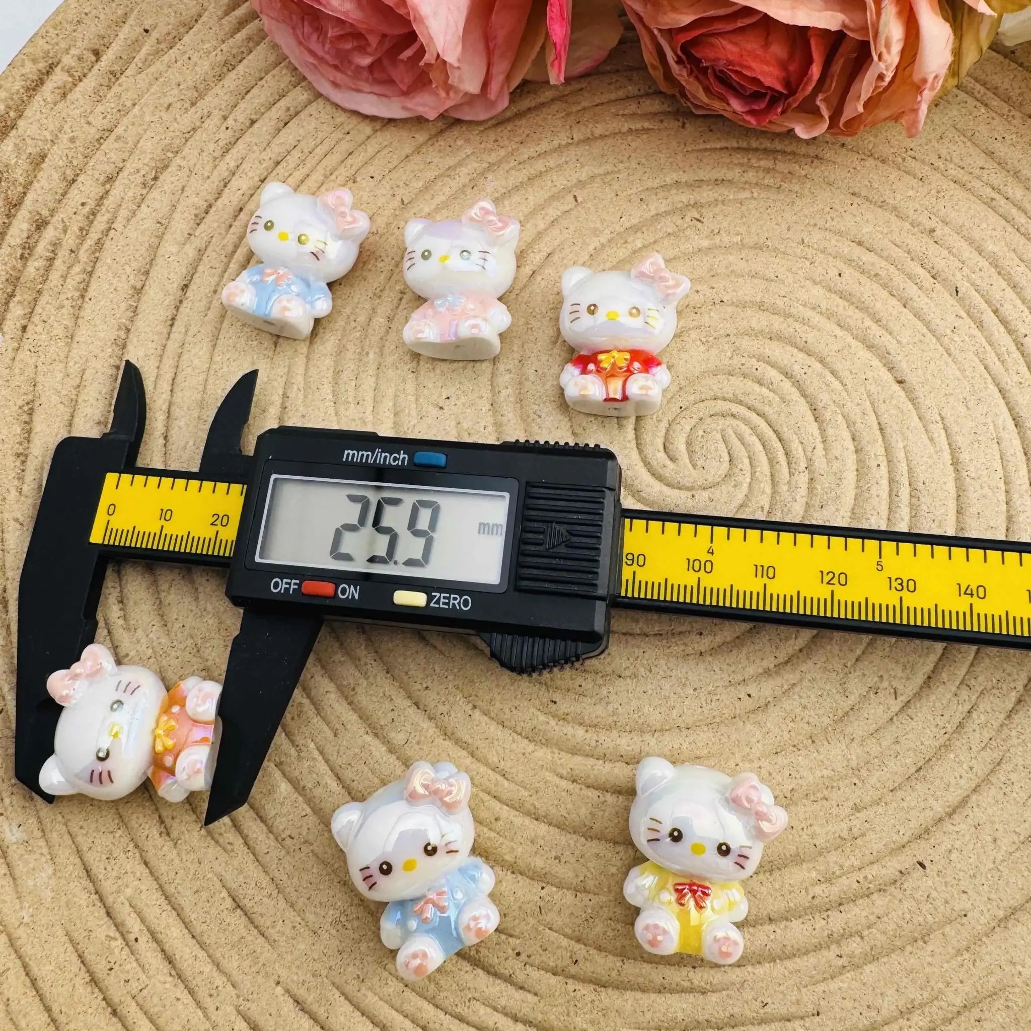 FS10089-About 21×26mm Sitting HK Resin Beads For Making Keychain Beadable Pens -Zoe DIY Wholesale
