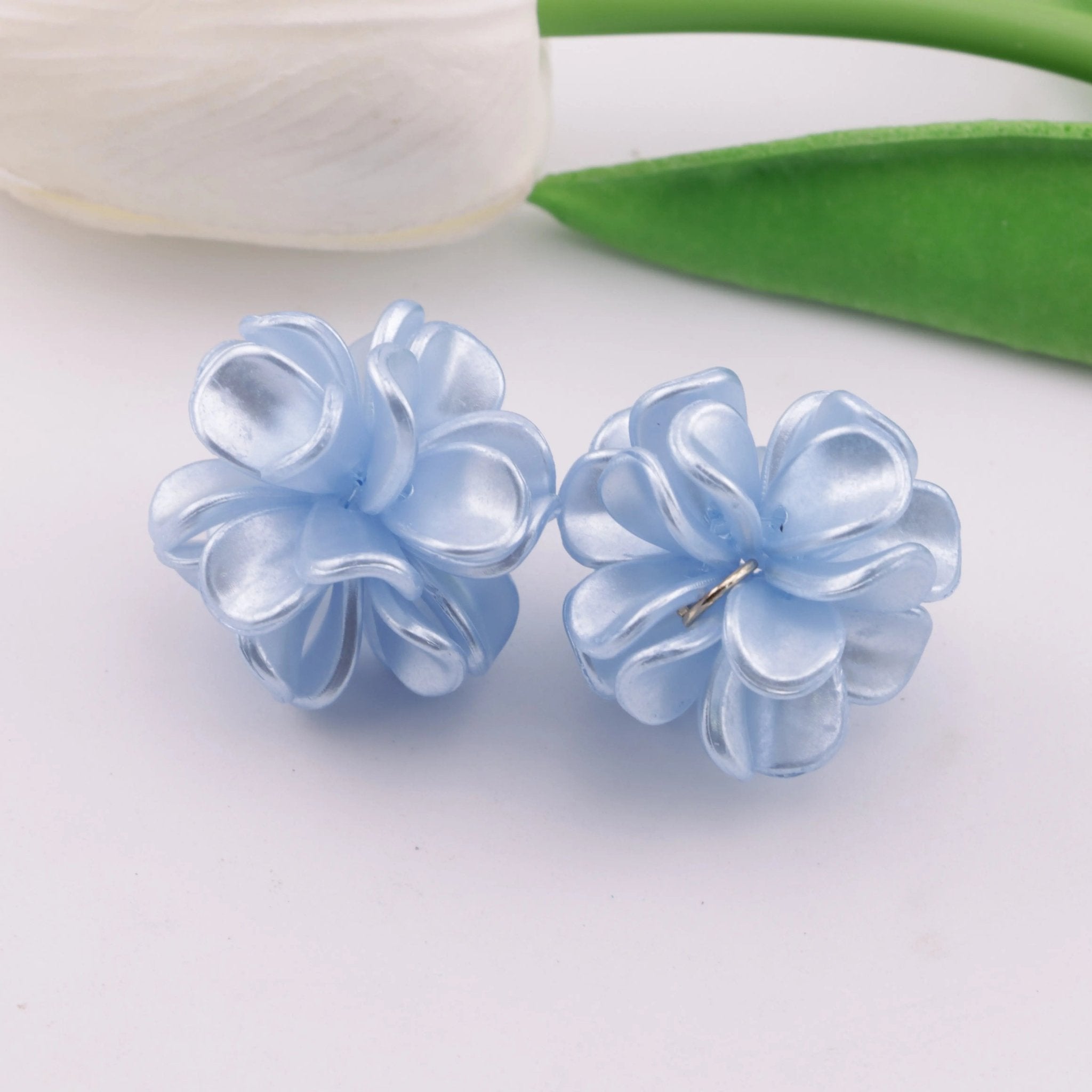 FS1013-28MM Pearl Looking Flower Beads With Ring Connector Fit For Beadable Pens -Zoe DIY Wholesale