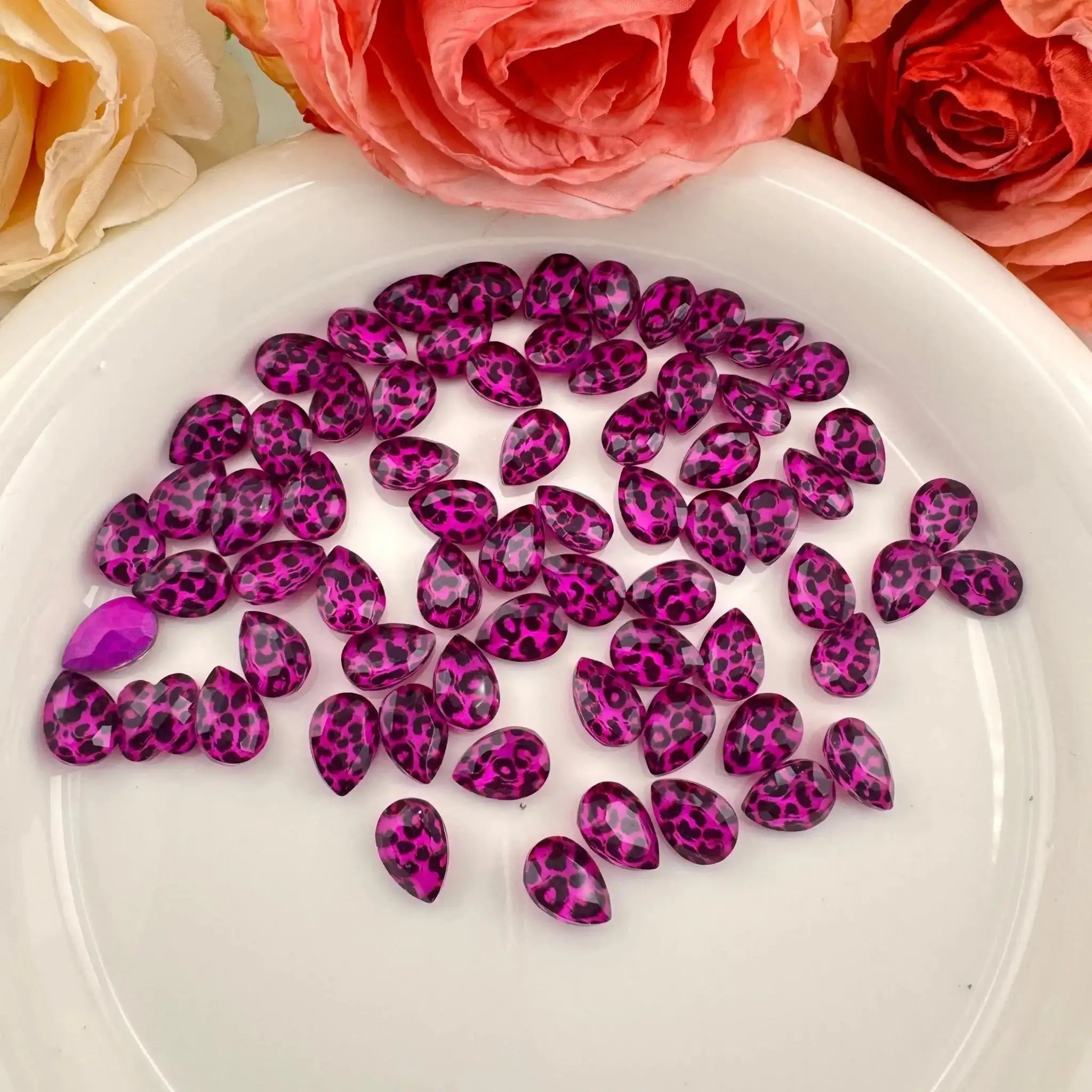 FS101467-About7×11mm Waterdrop Glass Leopard Printed Nail Charms -Zoe DIY Wholesale