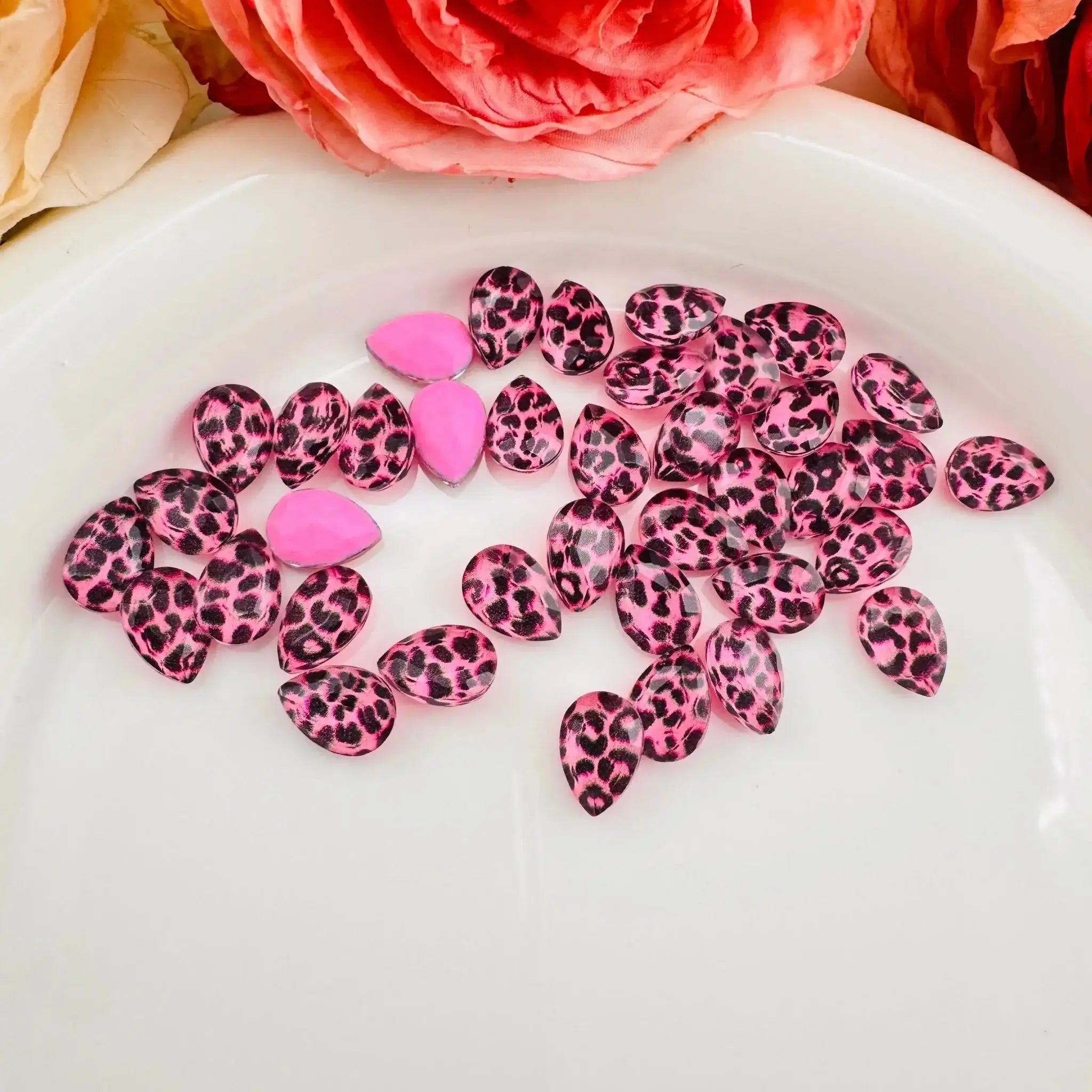 FS101467-About7×11mm Waterdrop Glass Leopard Printed Nail Charms -Zoe DIY Wholesale