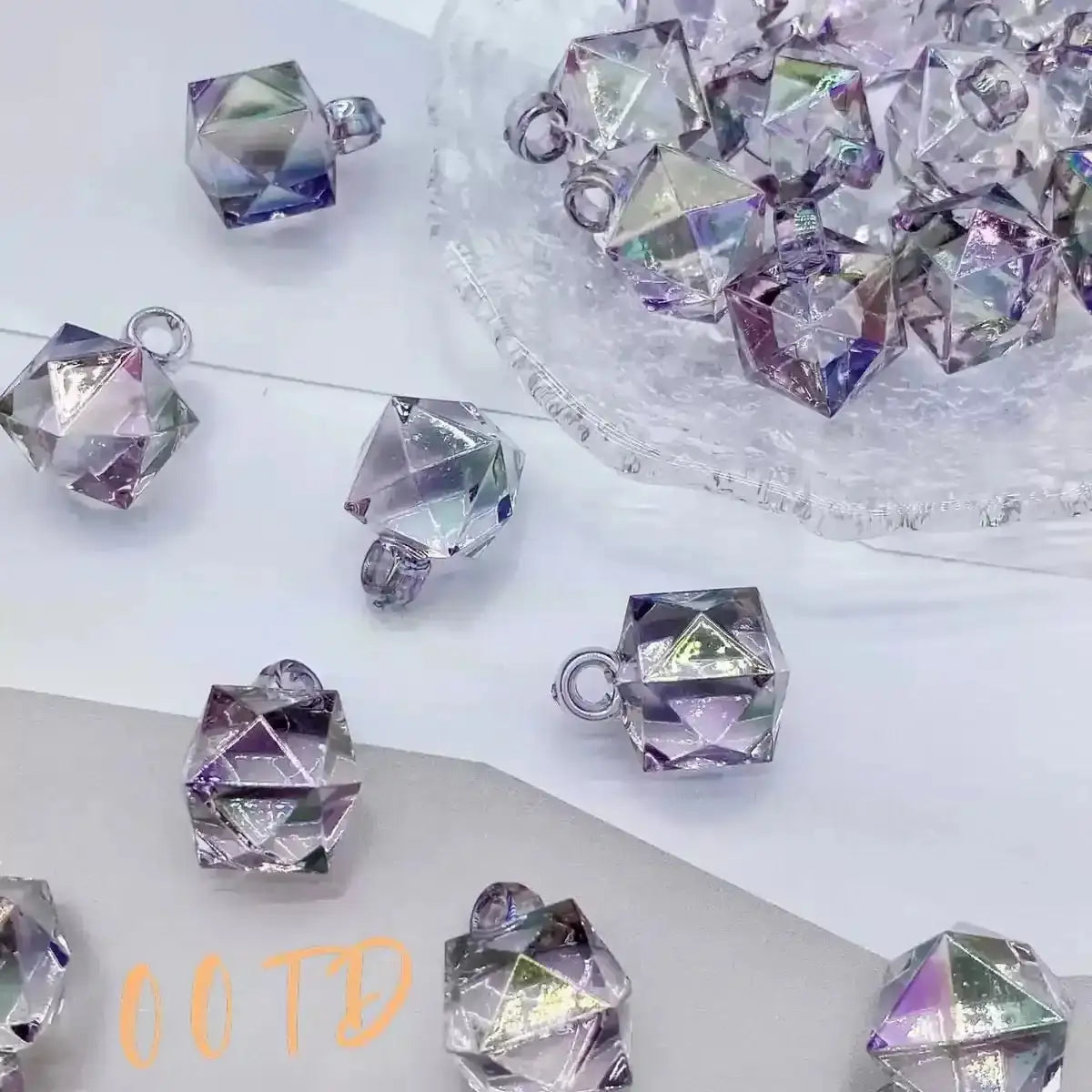 FS101700-16mm Mixed Cube Dangle Acrylic Beads -Zoe DIY Wholesale