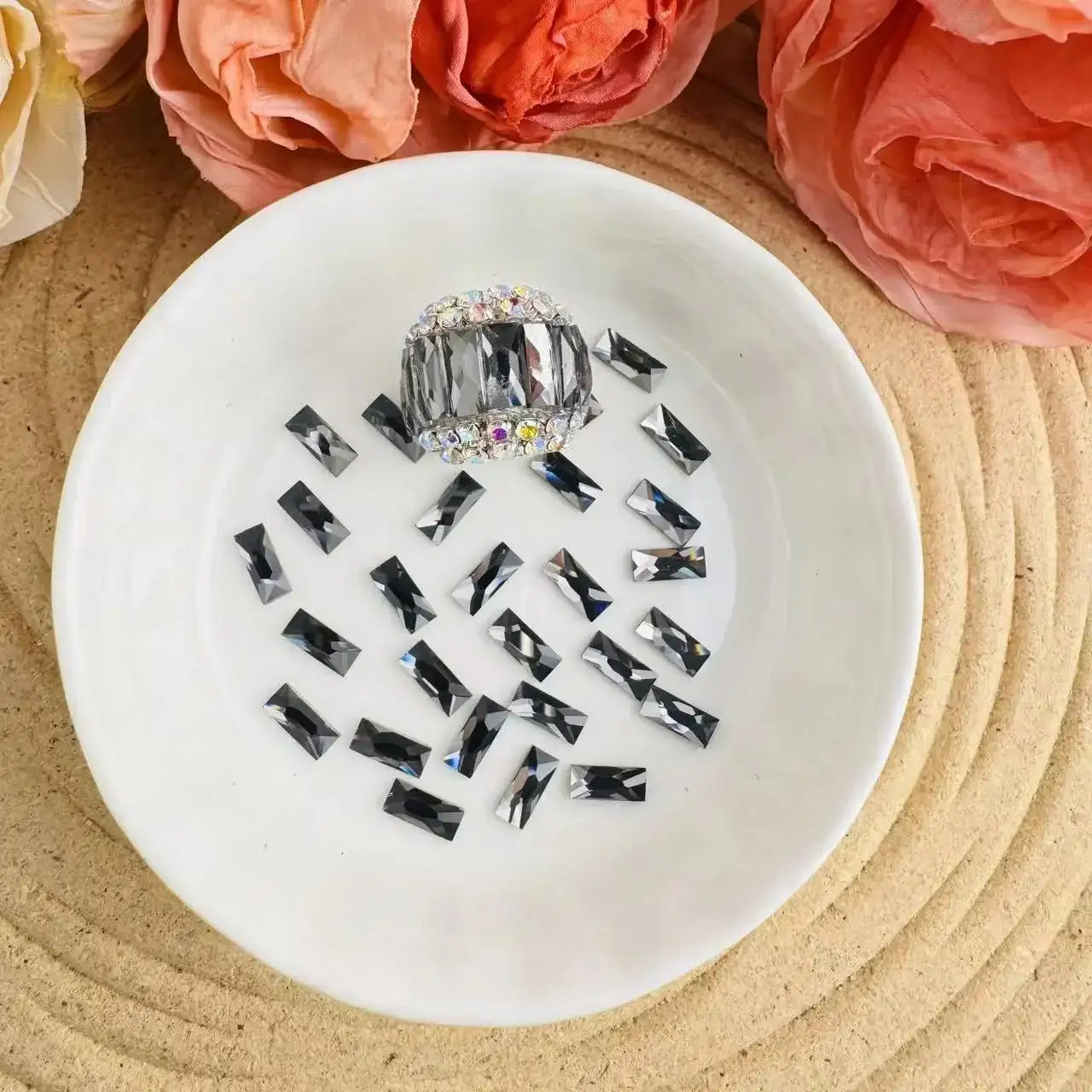 FS10613-3×7mm Clear Color Crystal Nail Charms With Silver Bottom -Zoe DIY Wholesale