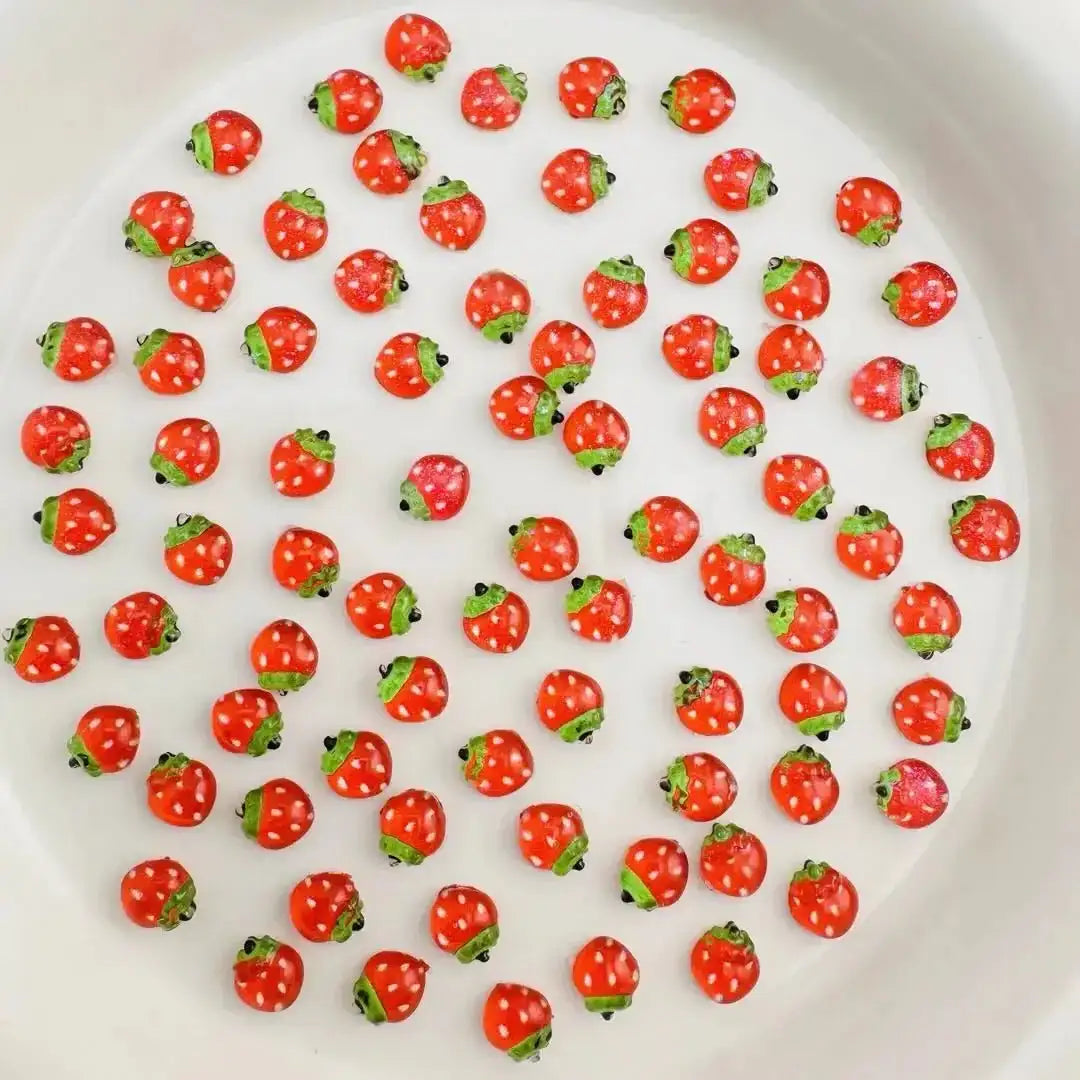 FS10646-6*7mm Strawberry Nail Charms -Zoe DIY Wholesale