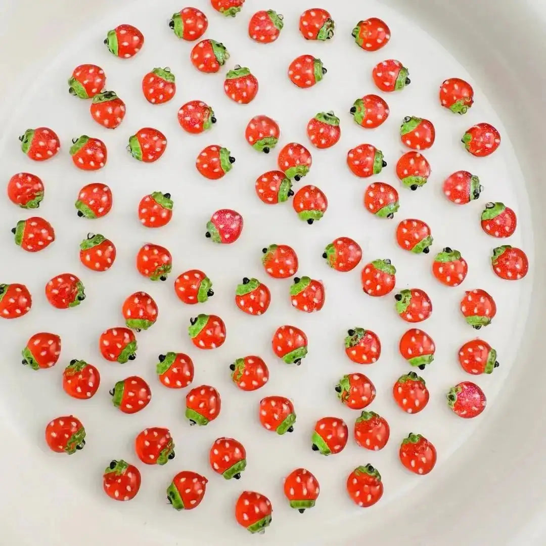 FS10646-6*7mm Strawberry Nail Charms -Zoe DIY Wholesale
