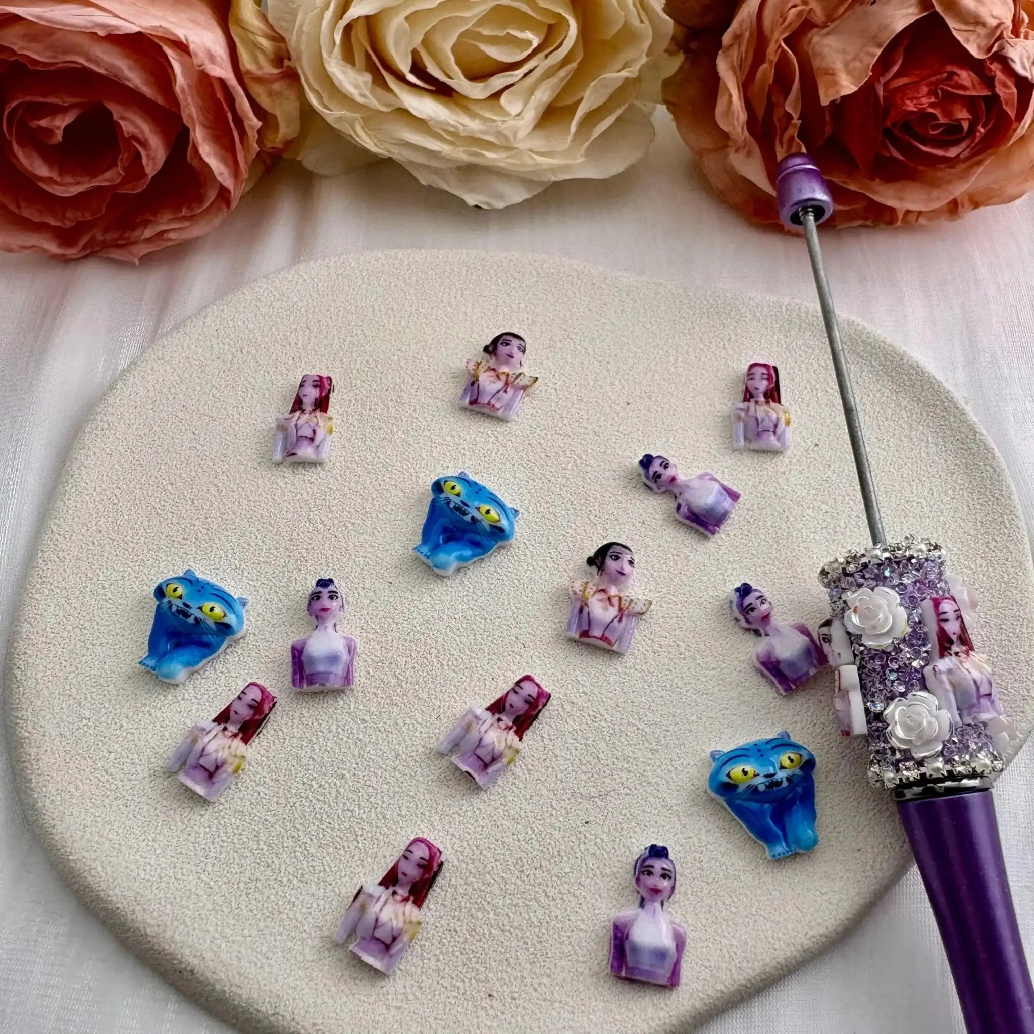 FS10776-Mixed Character Resin Nail Charms -Zoe DIY Wholesale