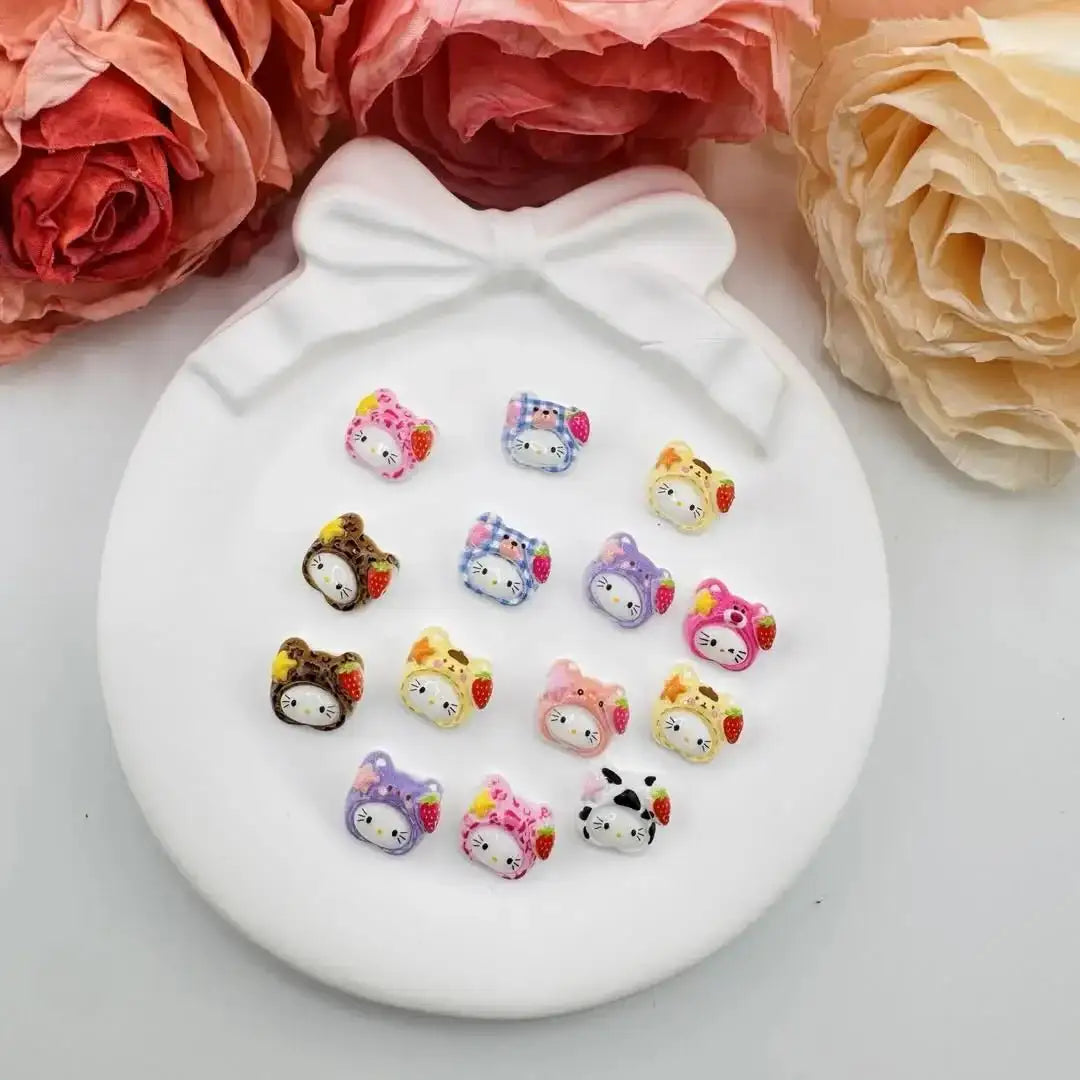 FS10919-About 9×10mm Random Mixed HK Nail Charms -Zoe DIY Wholesale