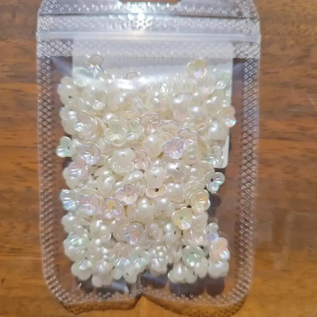FS1353-UV 3 Petals Flower With Diamonds -Zoe DIY Wholesale